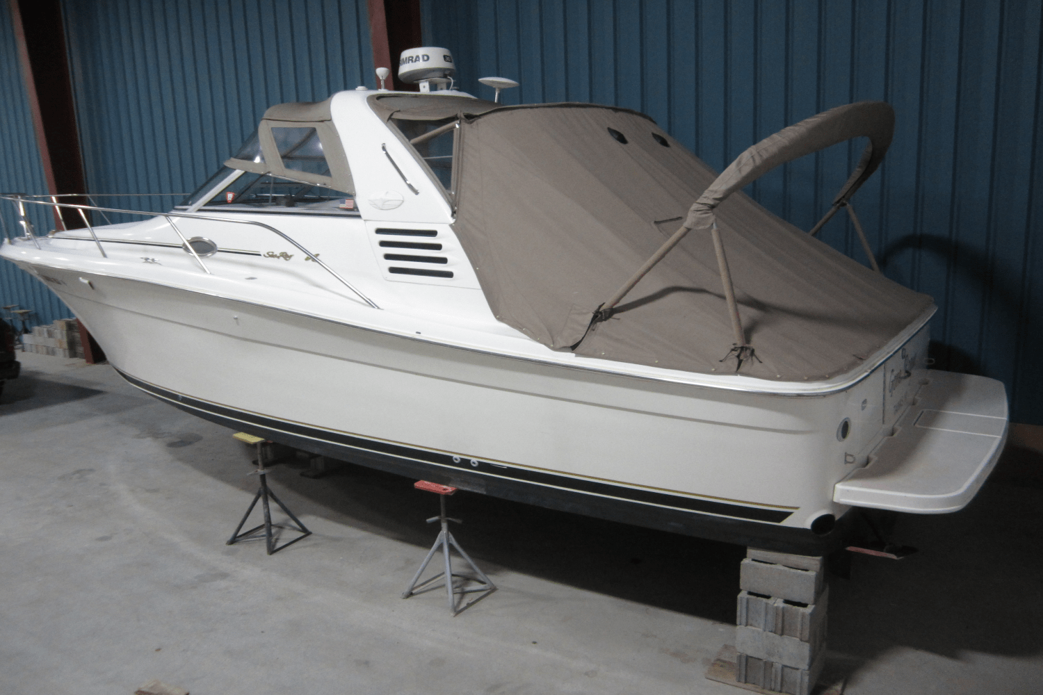 1997 Sea Ray 330 EXPRESS CRUISER Image Thumbnail #2
