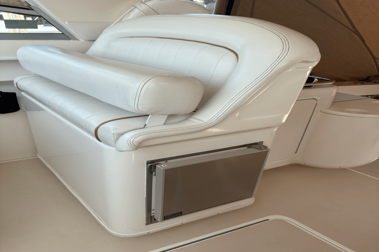 1997 Sea Ray 330 EXPRESS CRUISER Image Thumbnail #25