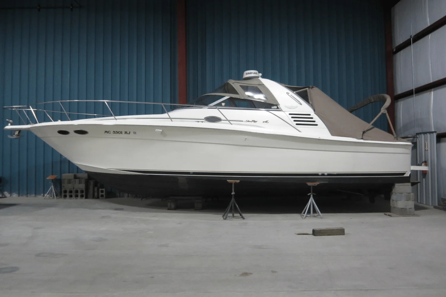 1997 Sea Ray 330 EXPRESS CRUISER Image Thumbnail #5