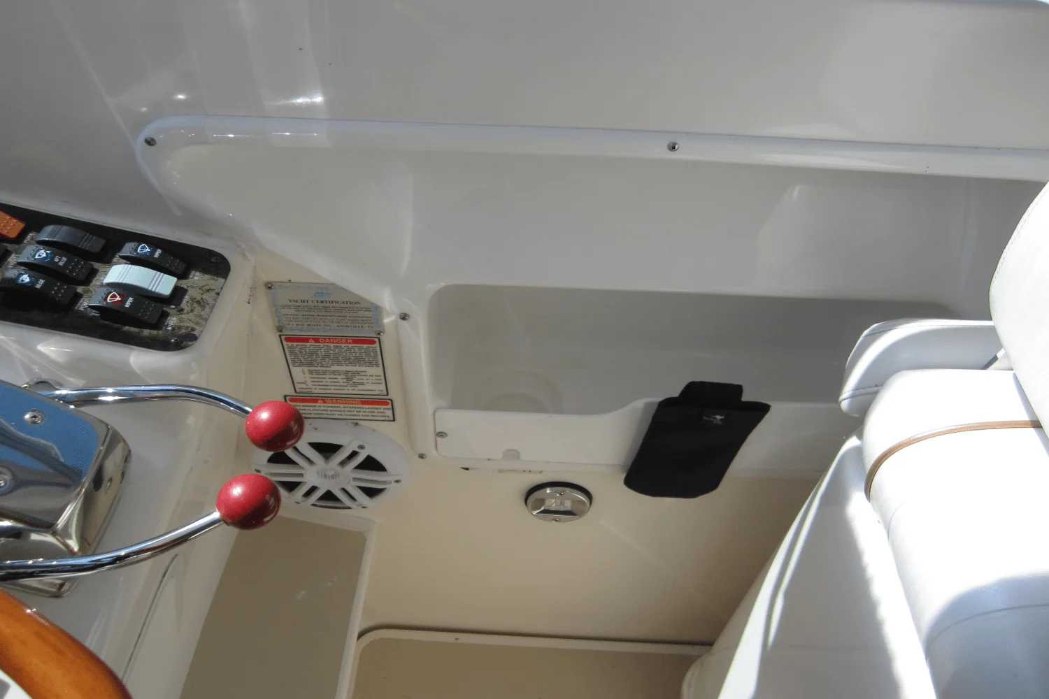 1997 Sea Ray 330 EXPRESS CRUISER Image Thumbnail #49