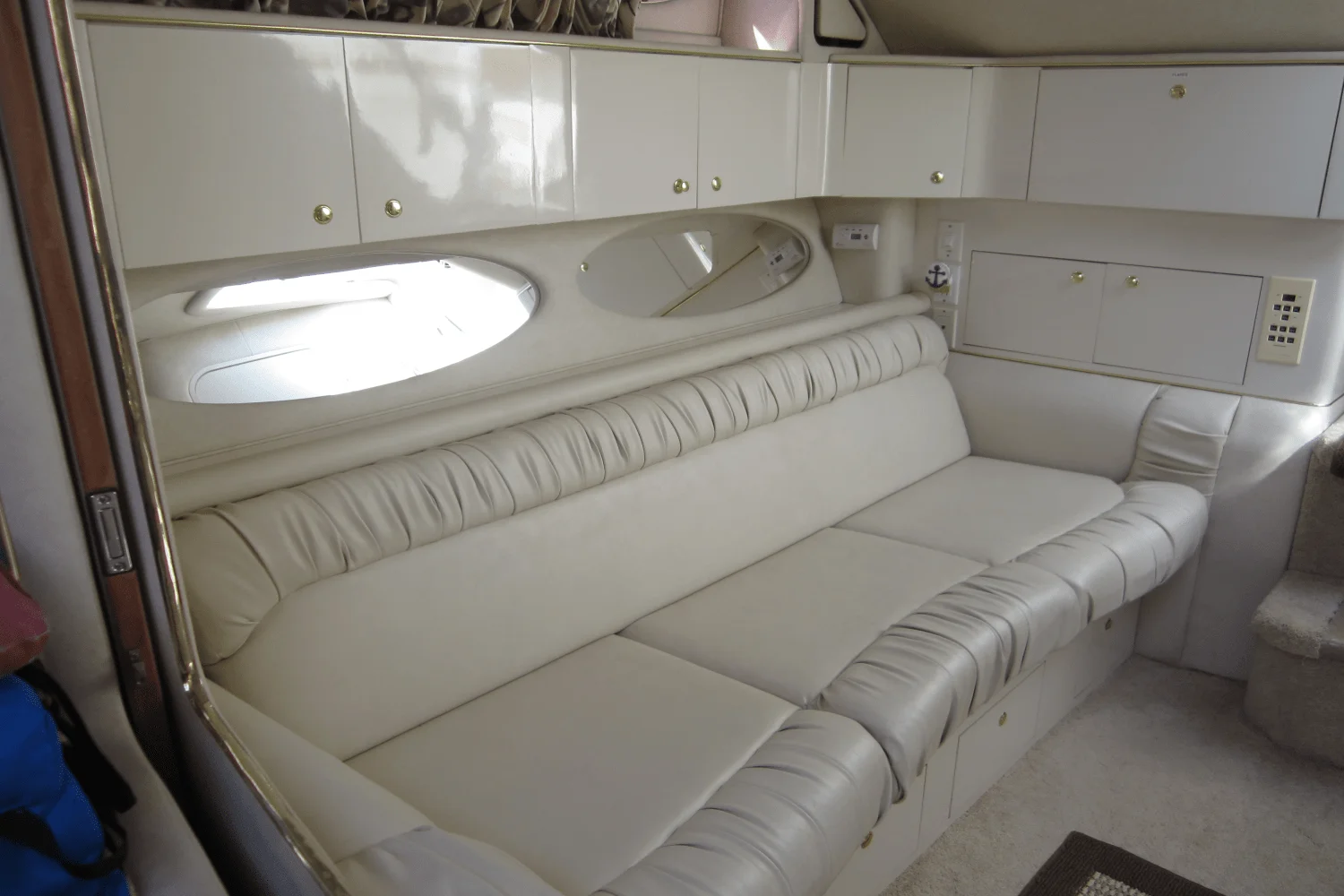 1997 Sea Ray 330 EXPRESS CRUISER Image Thumbnail #51