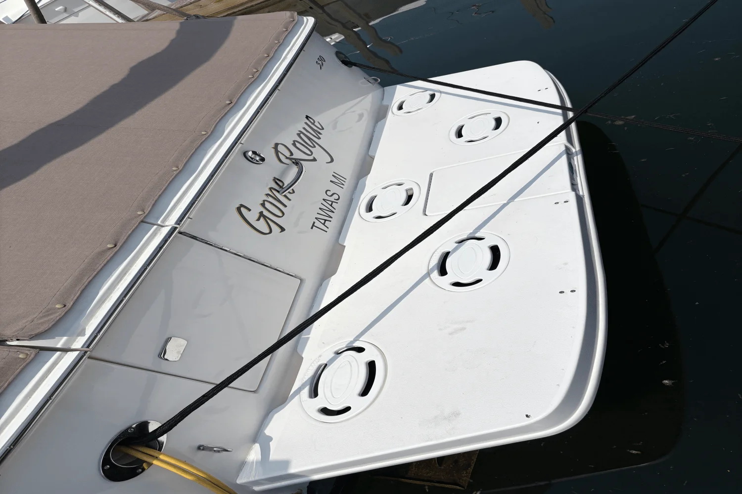 1997 Sea Ray 330 EXPRESS CRUISER Image Thumbnail #21