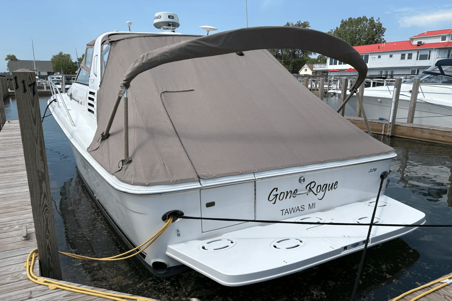 1997 Sea Ray 330 EXPRESS CRUISER Image Thumbnail #7