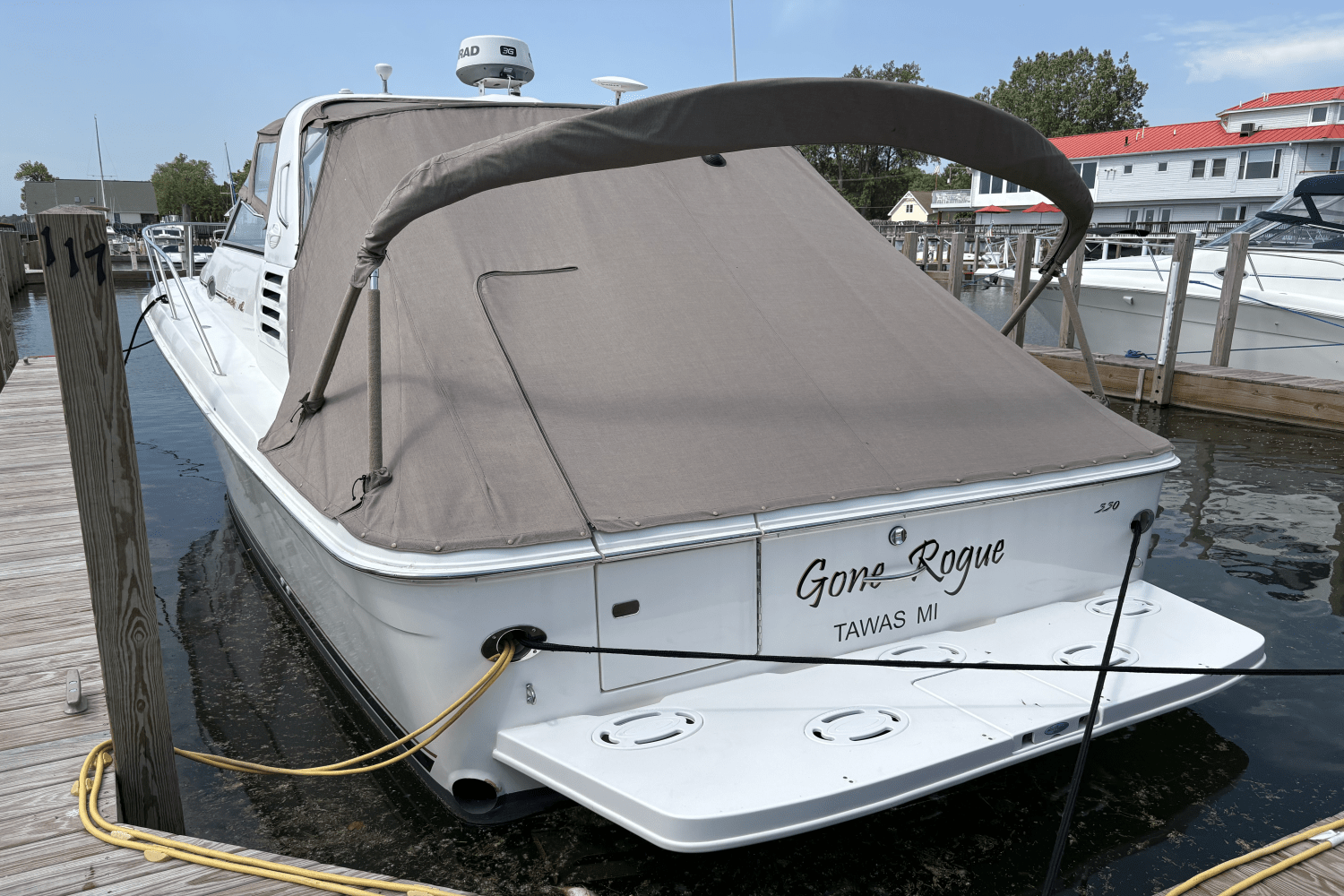1997 Sea Ray 330 EXPRESS CRUISER Image Thumbnail #7