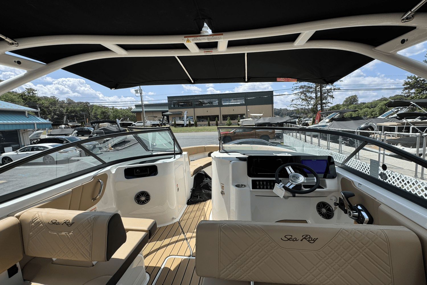 2025 Sea Ray 250 SDX Image Thumbnail #12
