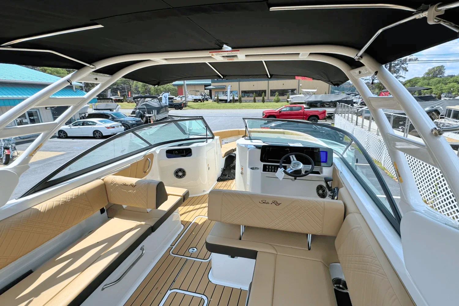 2025 Sea Ray 250 SDX Image Thumbnail #6