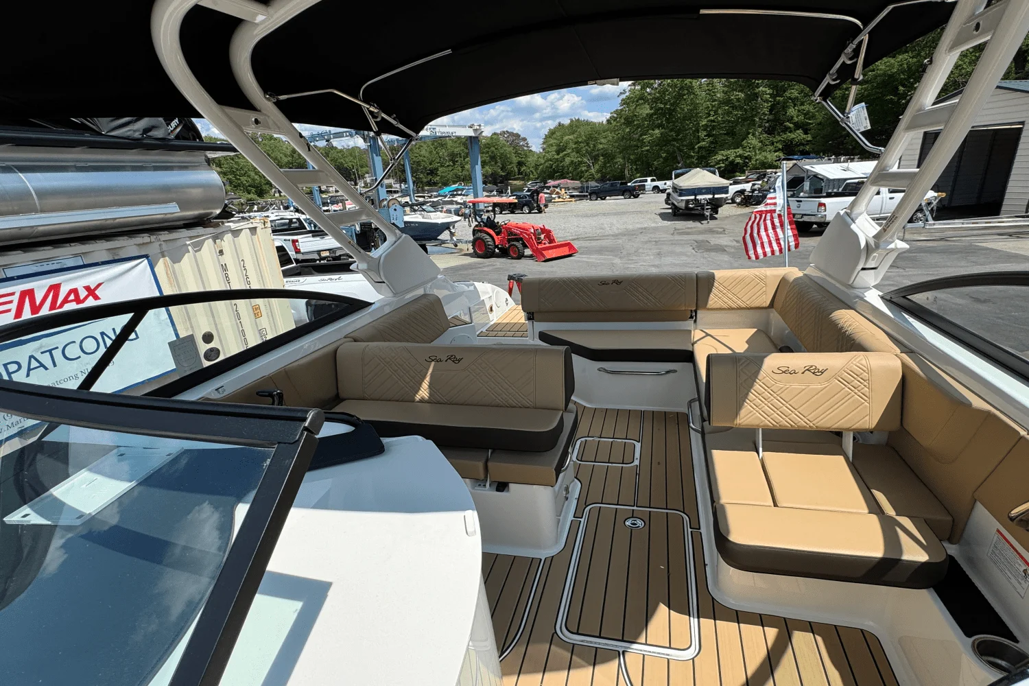 2025 Sea Ray 250 SDX Image Thumbnail #6