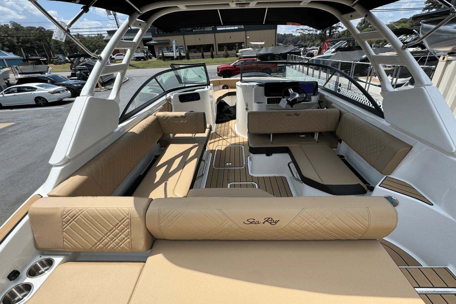 2025 Sea Ray 250 SDX Image Thumbnail #4