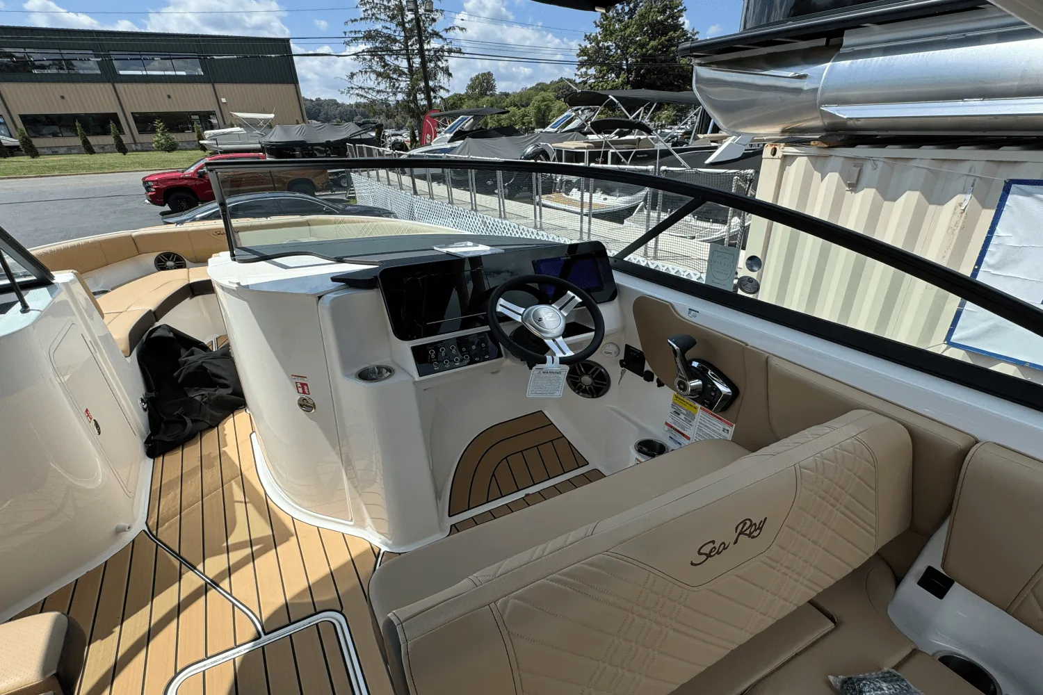 2025 Sea Ray 250 SDX Image Thumbnail #30