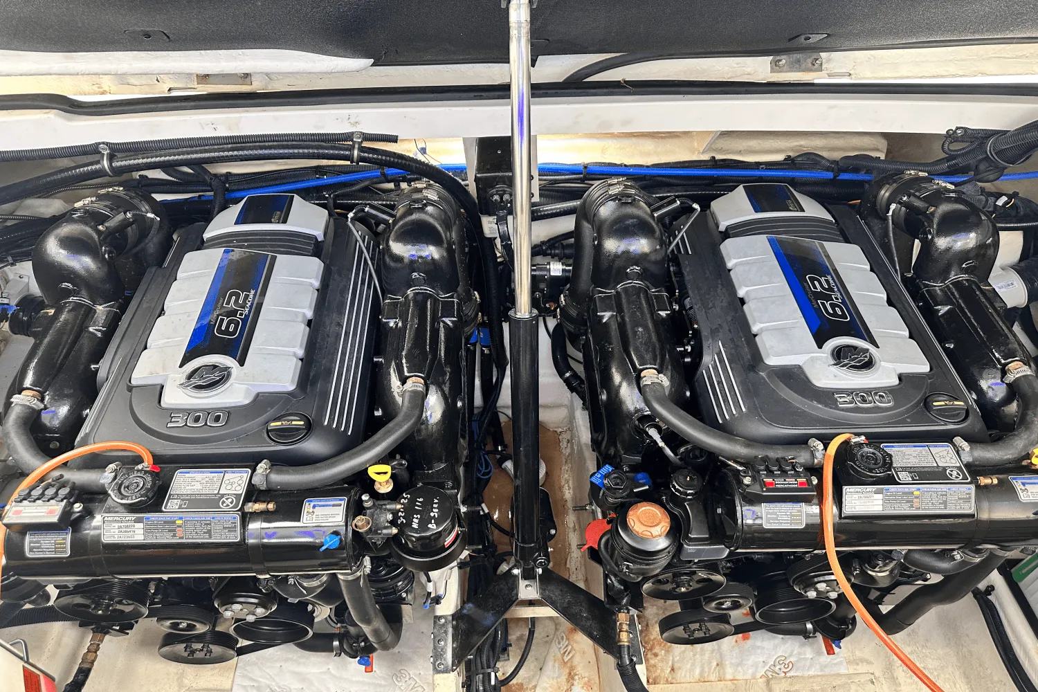 2022 Sea Ray 320 SUNDANCER Image Thumbnail #43