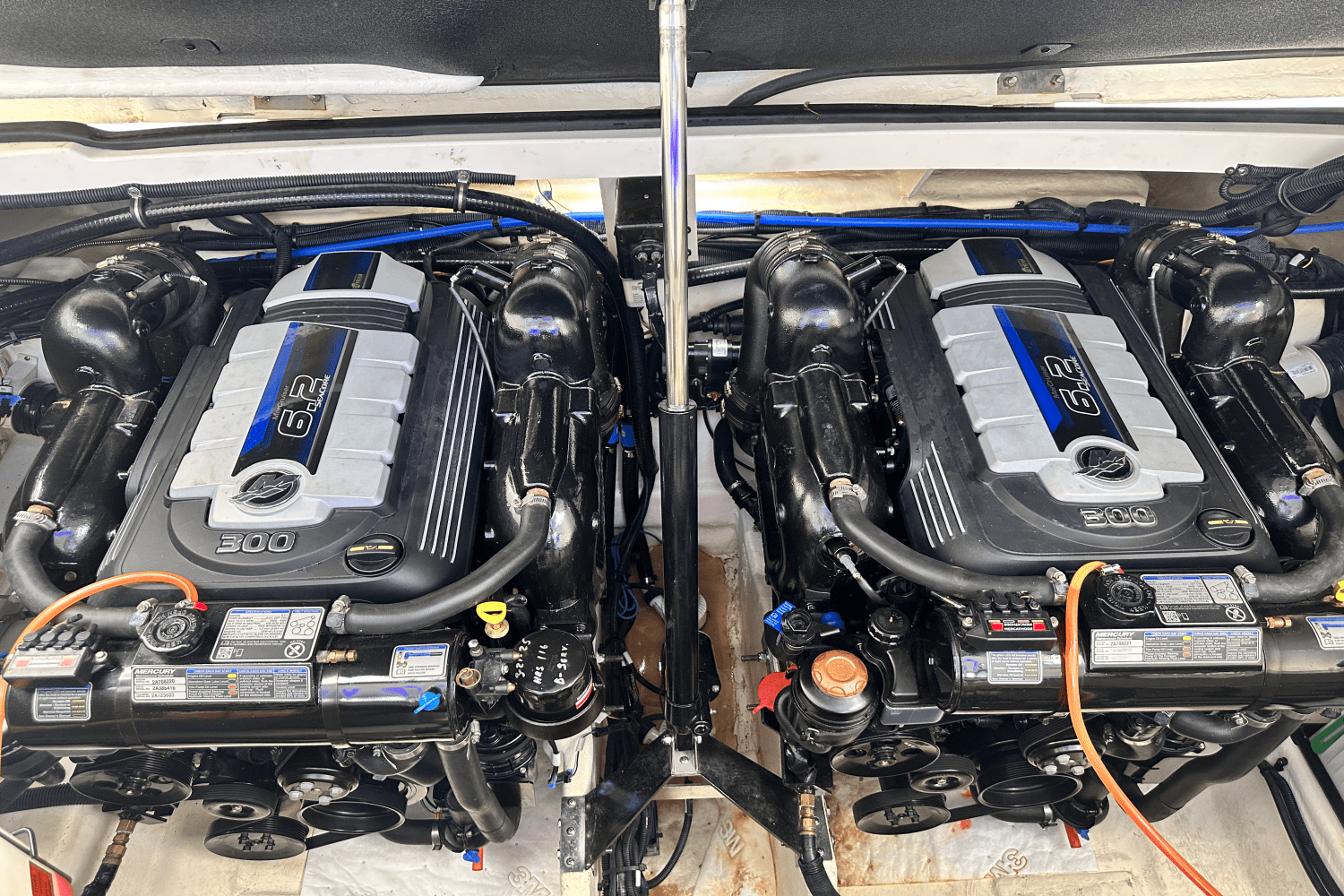 2022 Sea Ray 320 SUNDANCER Image Thumbnail #43