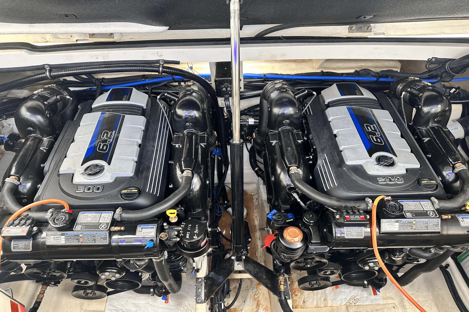 2022 Sea Ray 320 SUNDANCER Image Thumbnail #43