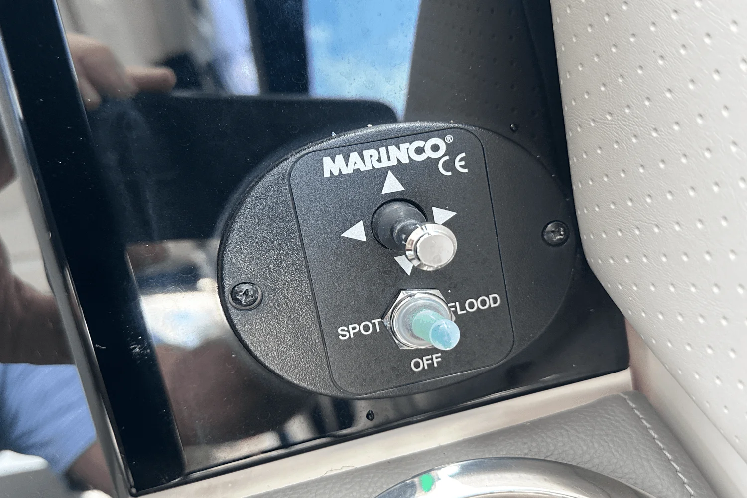 2022 Sea Ray 320 SUNDANCER Image Thumbnail #41