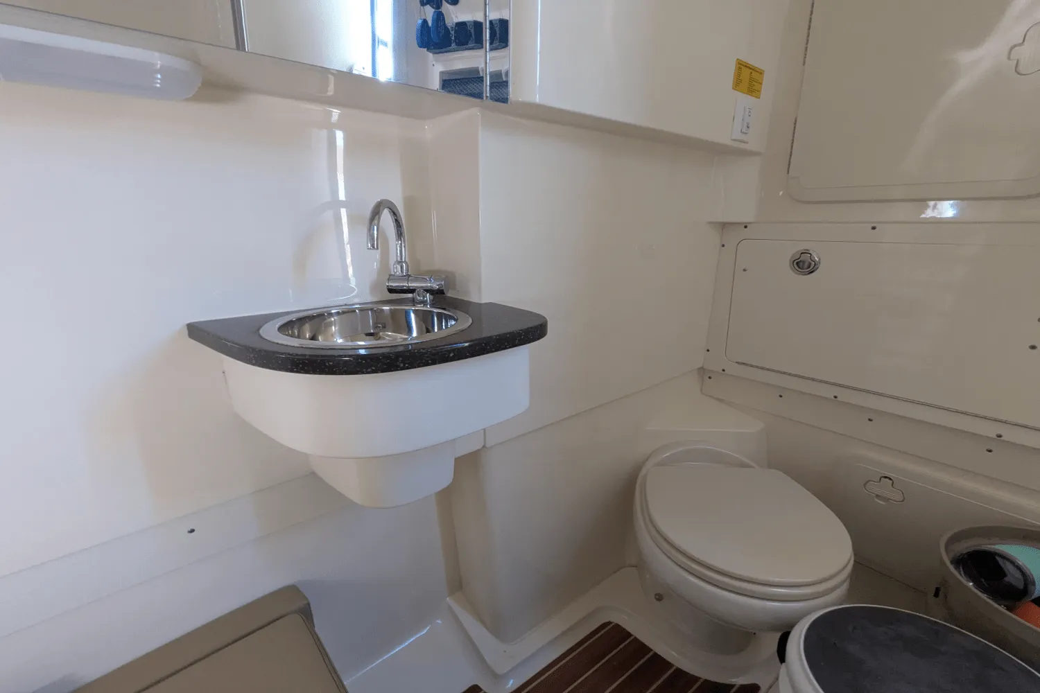 2020 Scout 300 LXF Image Thumbnail #48