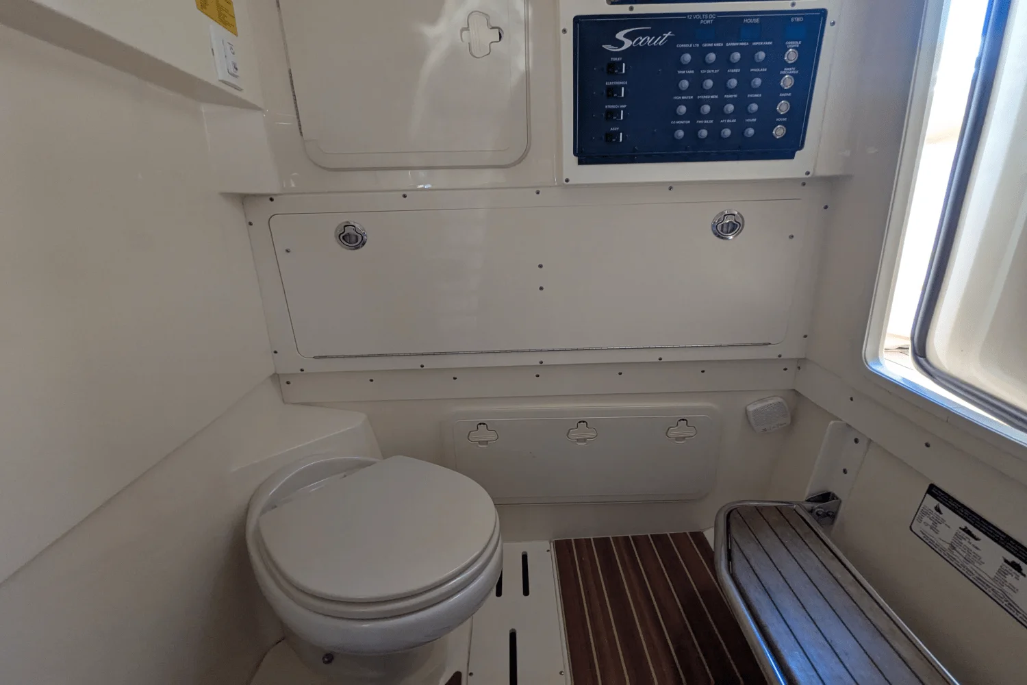 2020 Scout 300 LXF Image Thumbnail #47