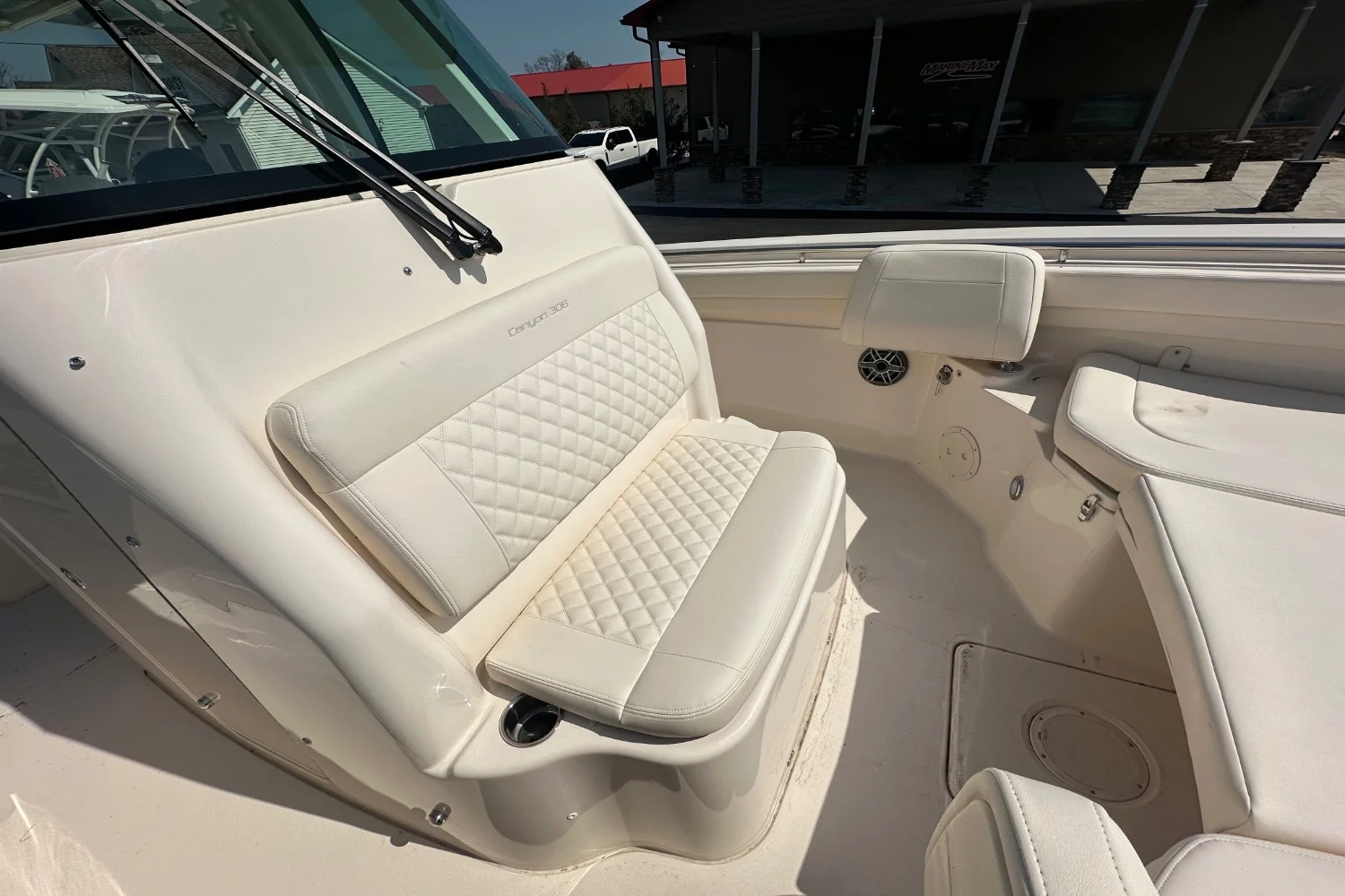 2026 Grady-White Canyon 306 Image Thumbnail #14