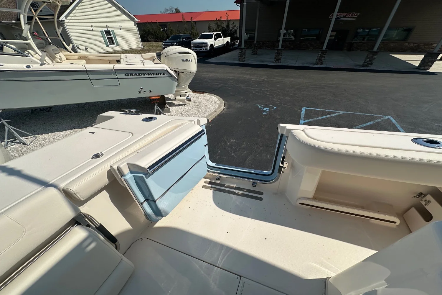 2026 Grady-White Canyon 306 Image Thumbnail #5