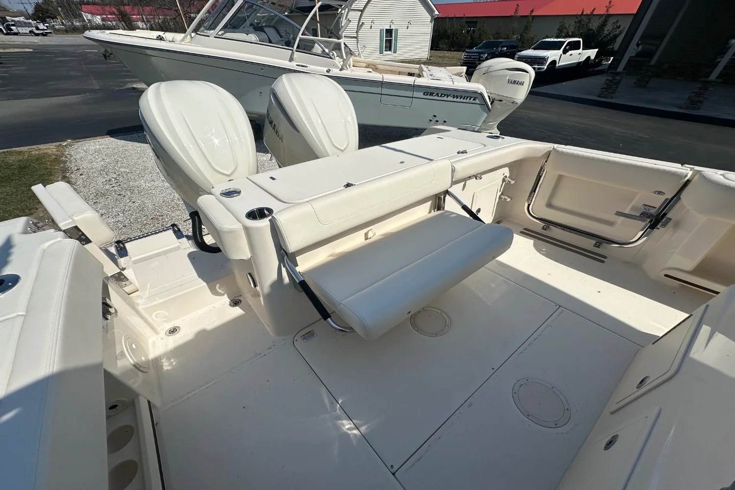 2026 Grady-White Canyon 306 Image Thumbnail #3