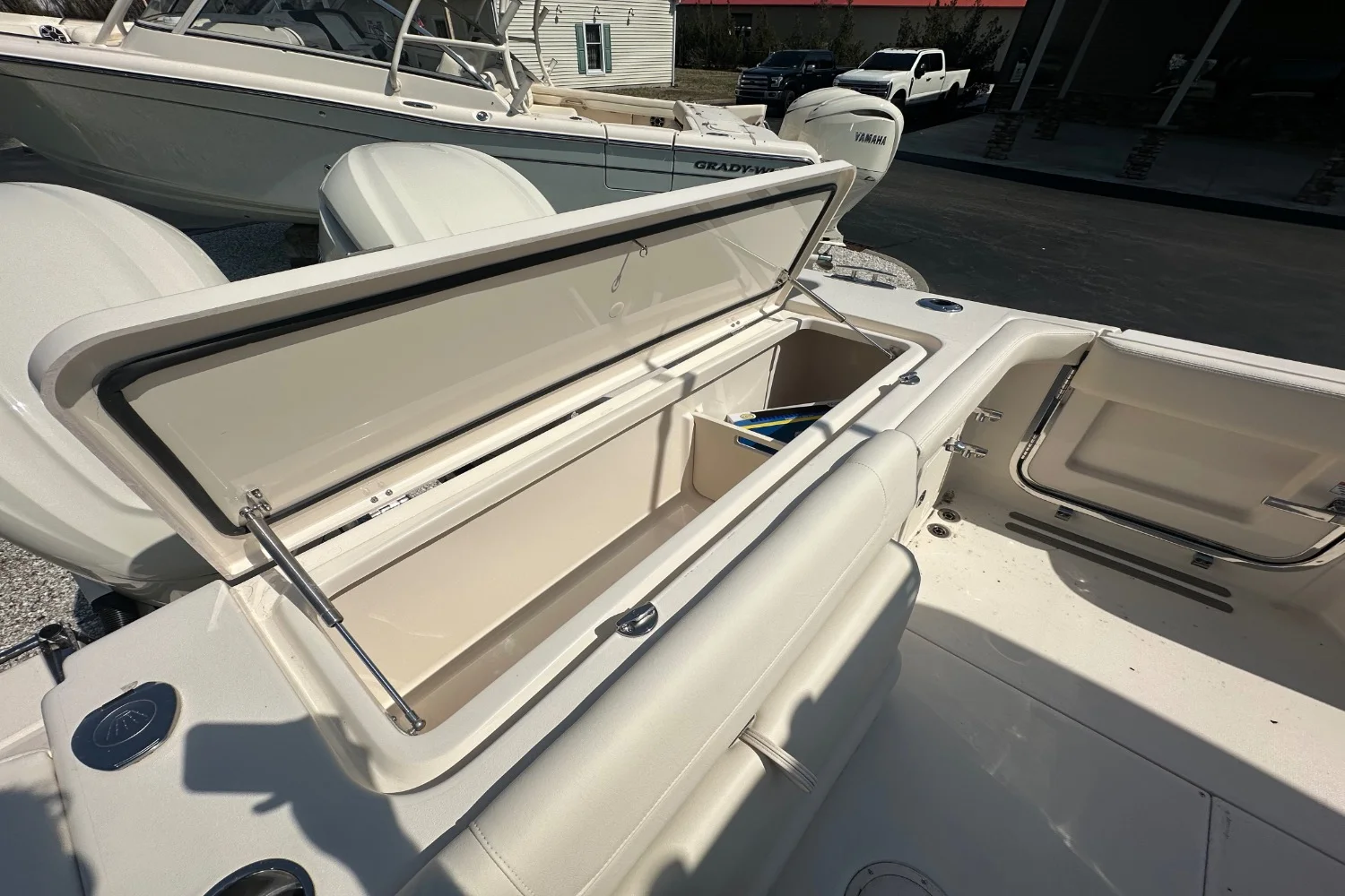 2026 Grady-White Canyon 306 Image Thumbnail #4