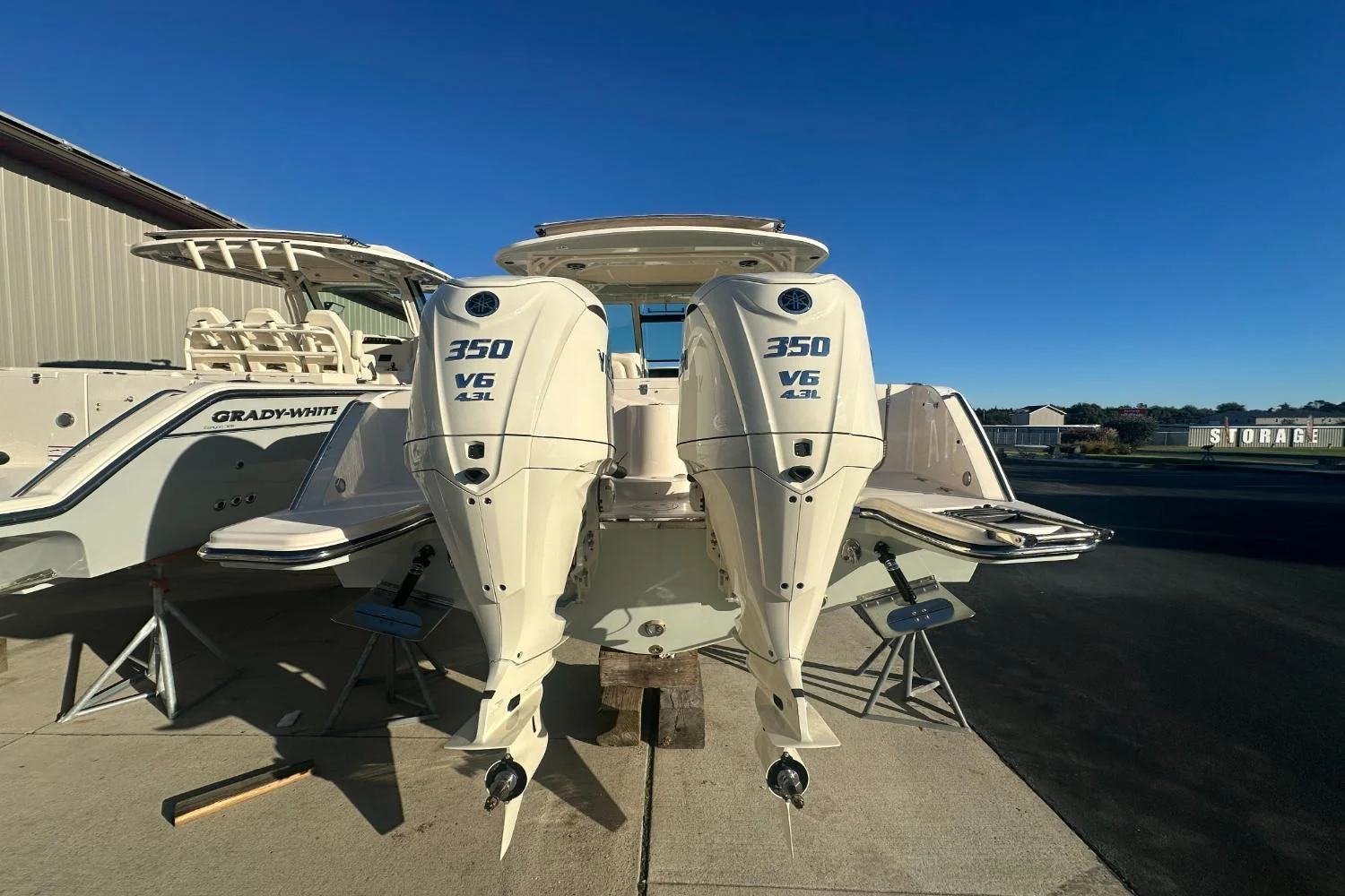 2026 Grady-White Freedom 325 Image Thumbnail #2