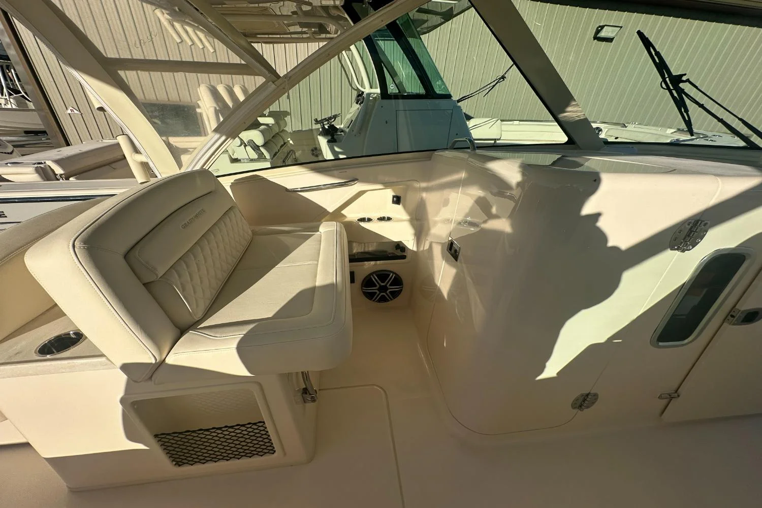 2026 Grady-White Freedom 325 Image Thumbnail #14