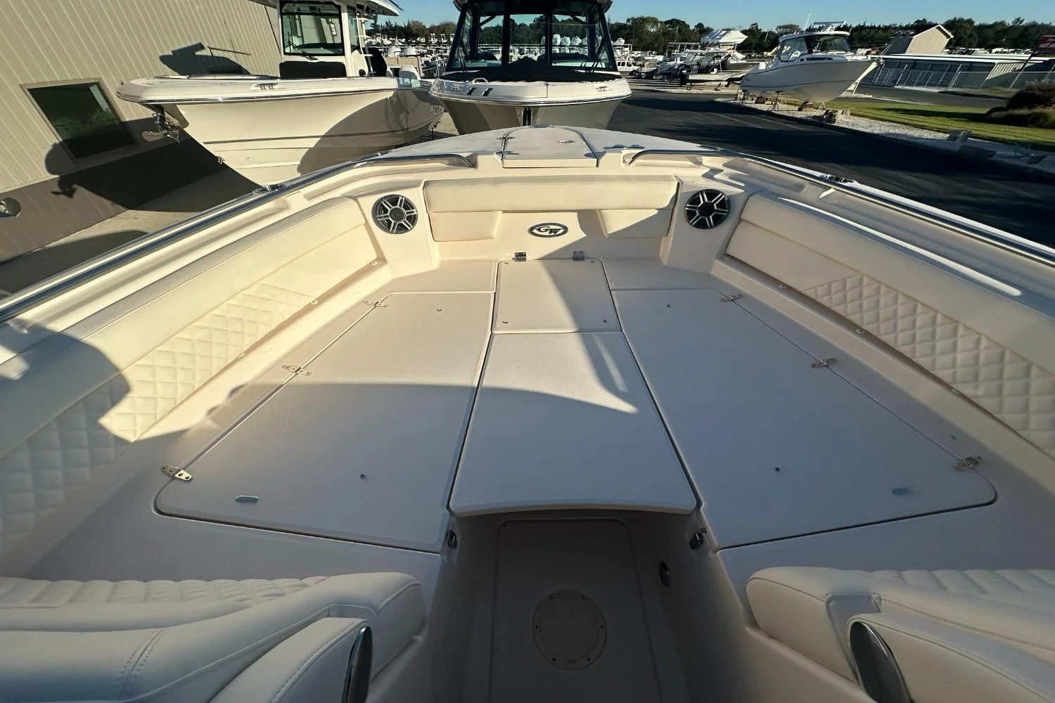 2026 Grady-White Freedom 325 Image Thumbnail #16