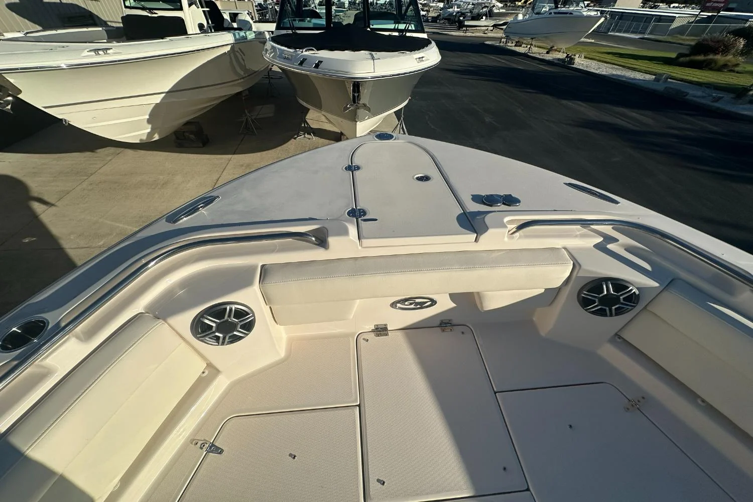 2026 Grady-White Freedom 325 Image Thumbnail #17