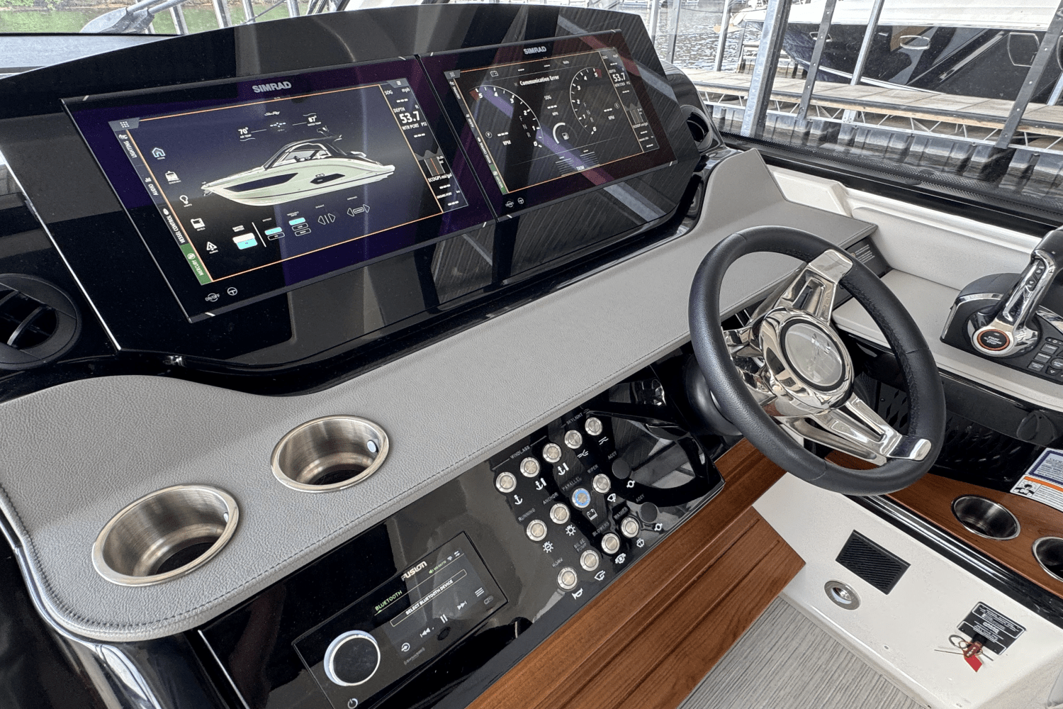 2024 Sea Ray Sundancer 370 Image Thumbnail #22
