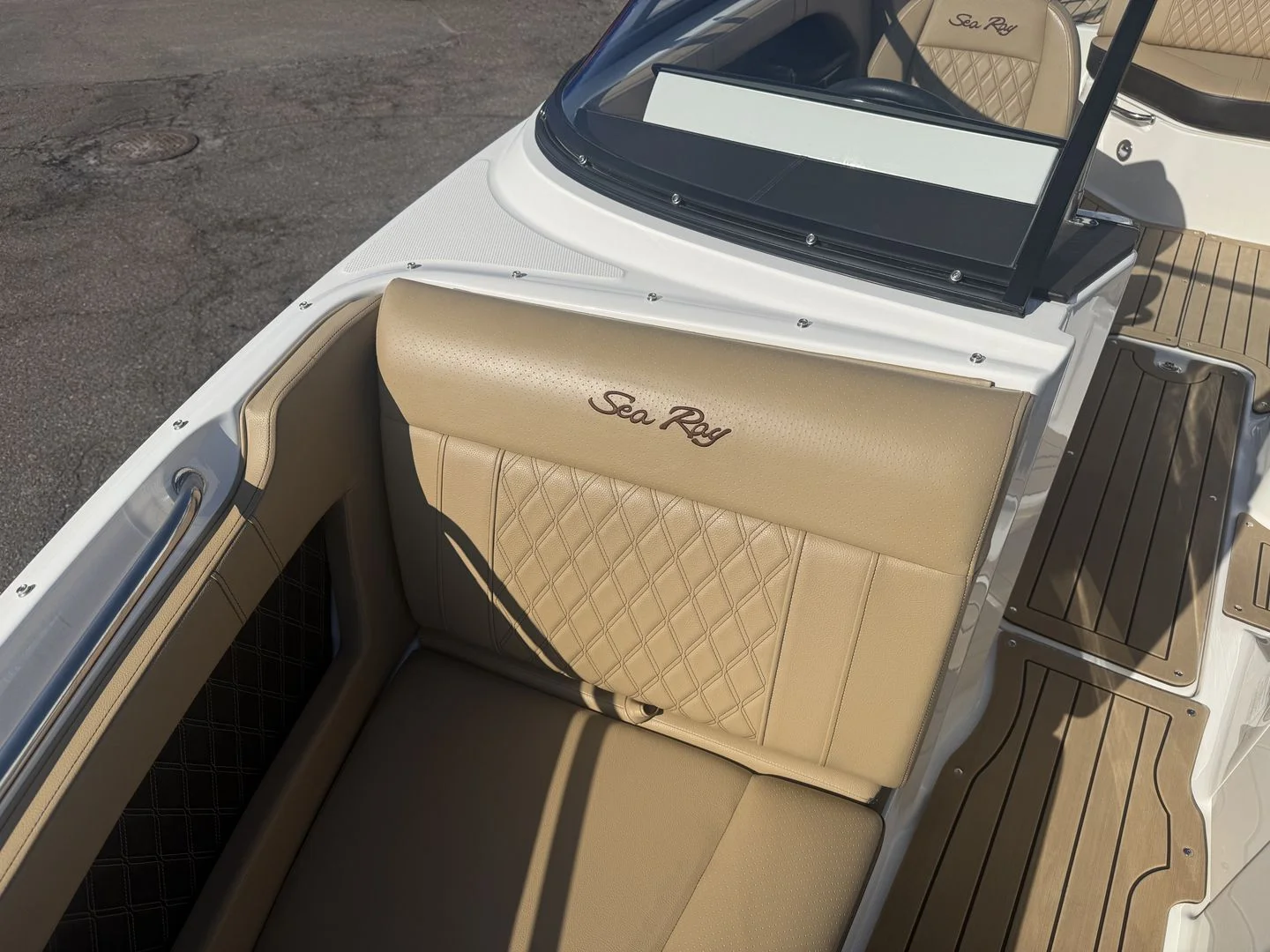 2020 Sea Ray 230 SLX Image Thumbnail #51