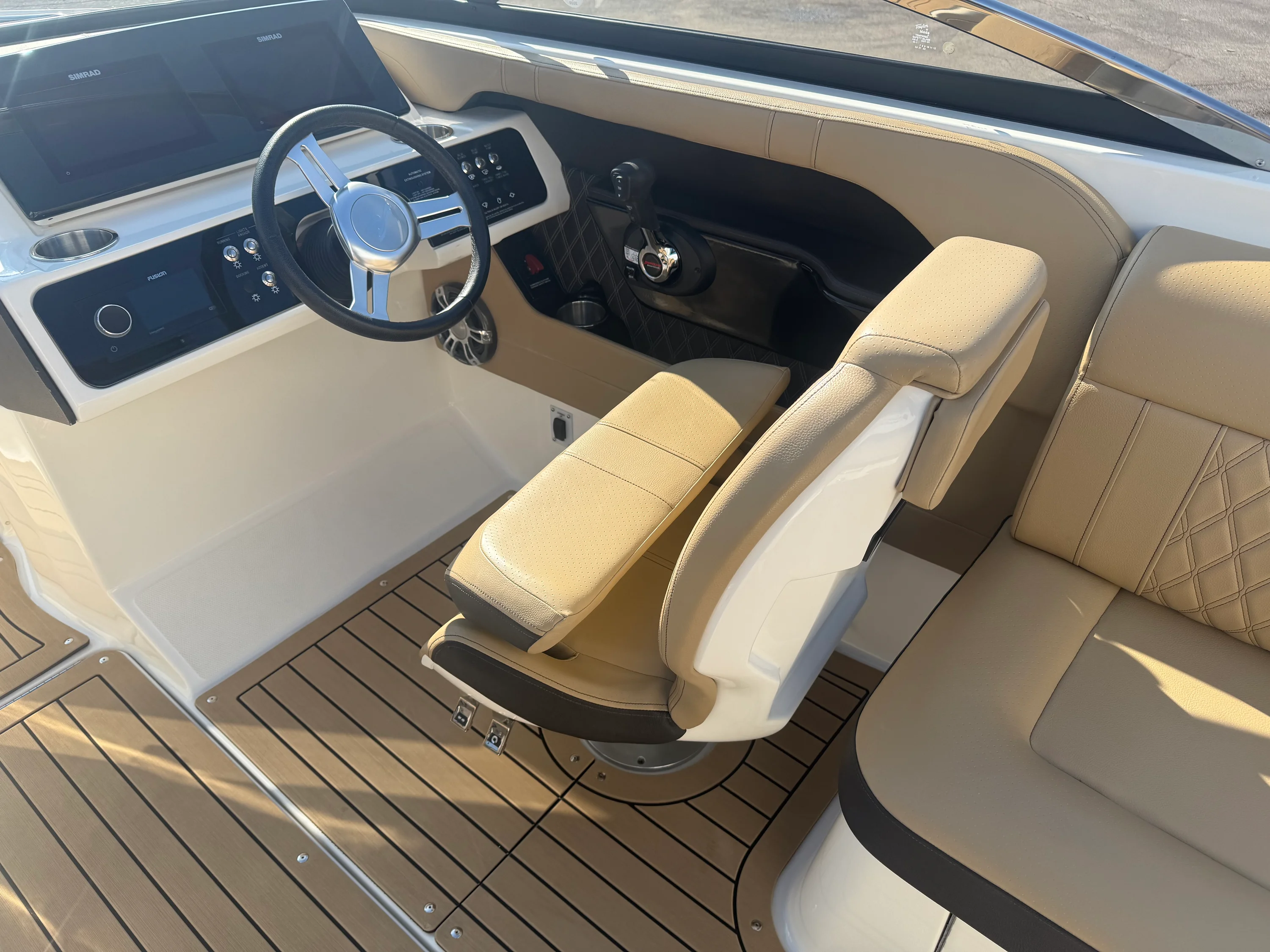 2020 Sea Ray 230 SLX Image Thumbnail #36