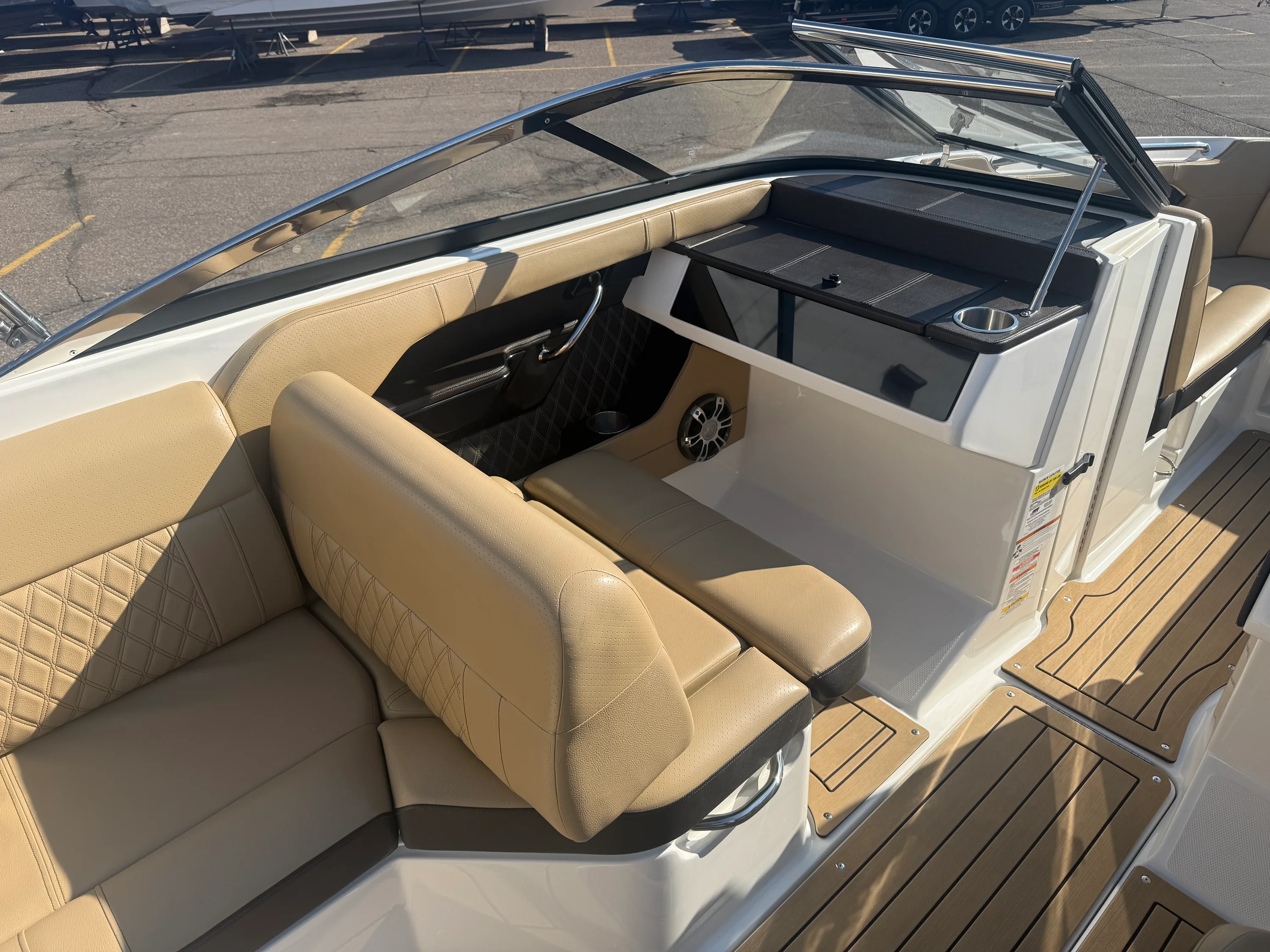 2020 Sea Ray 230 SLX Image Thumbnail #47
