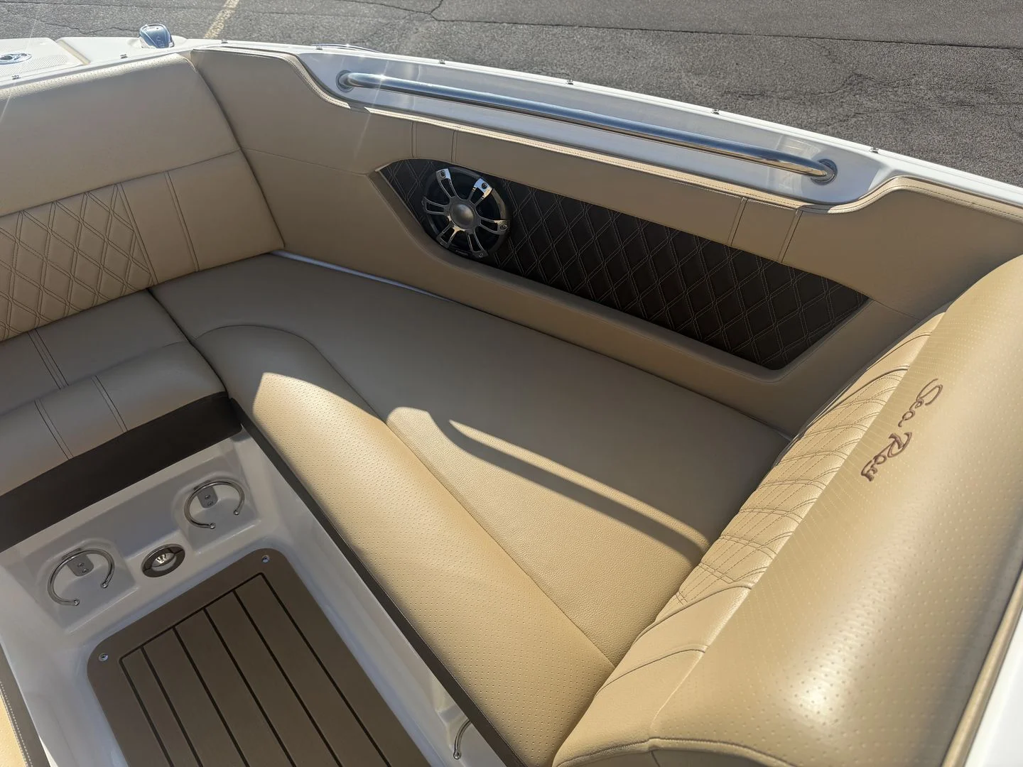 2020 Sea Ray 230 SLX Image Thumbnail #53