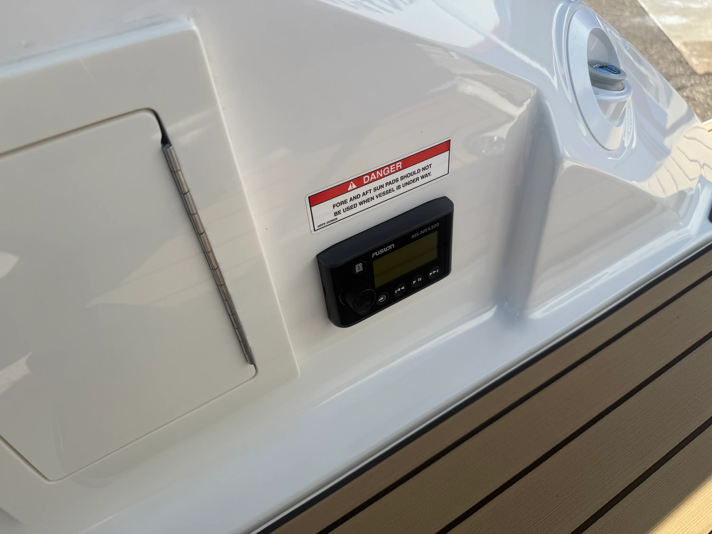 2020 Sea Ray 230 SLX Image Thumbnail #21