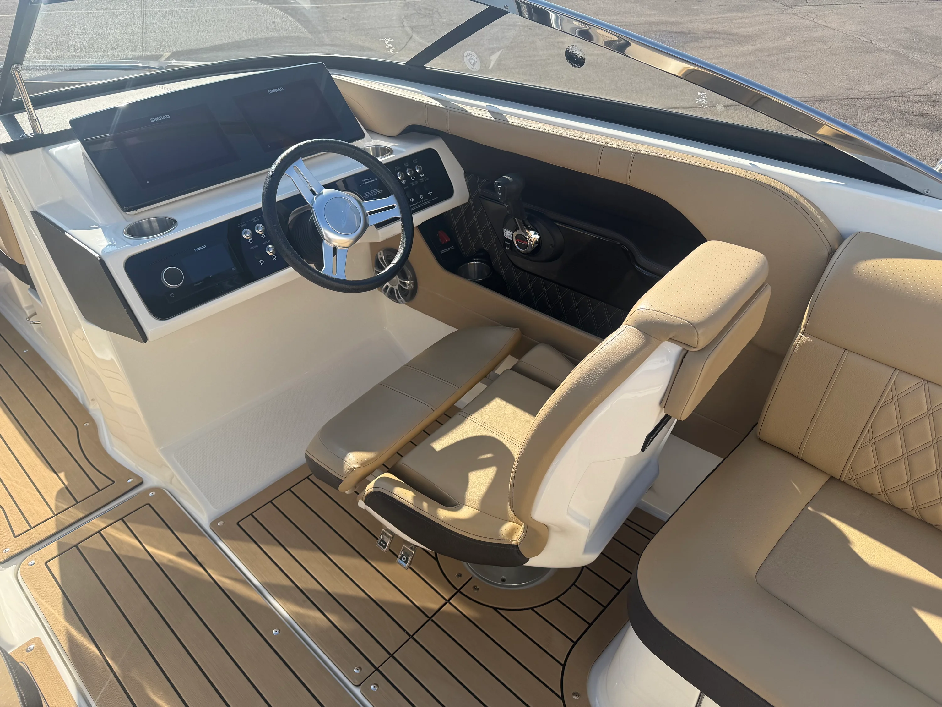 2020 Sea Ray 230 SLX Image Thumbnail #35