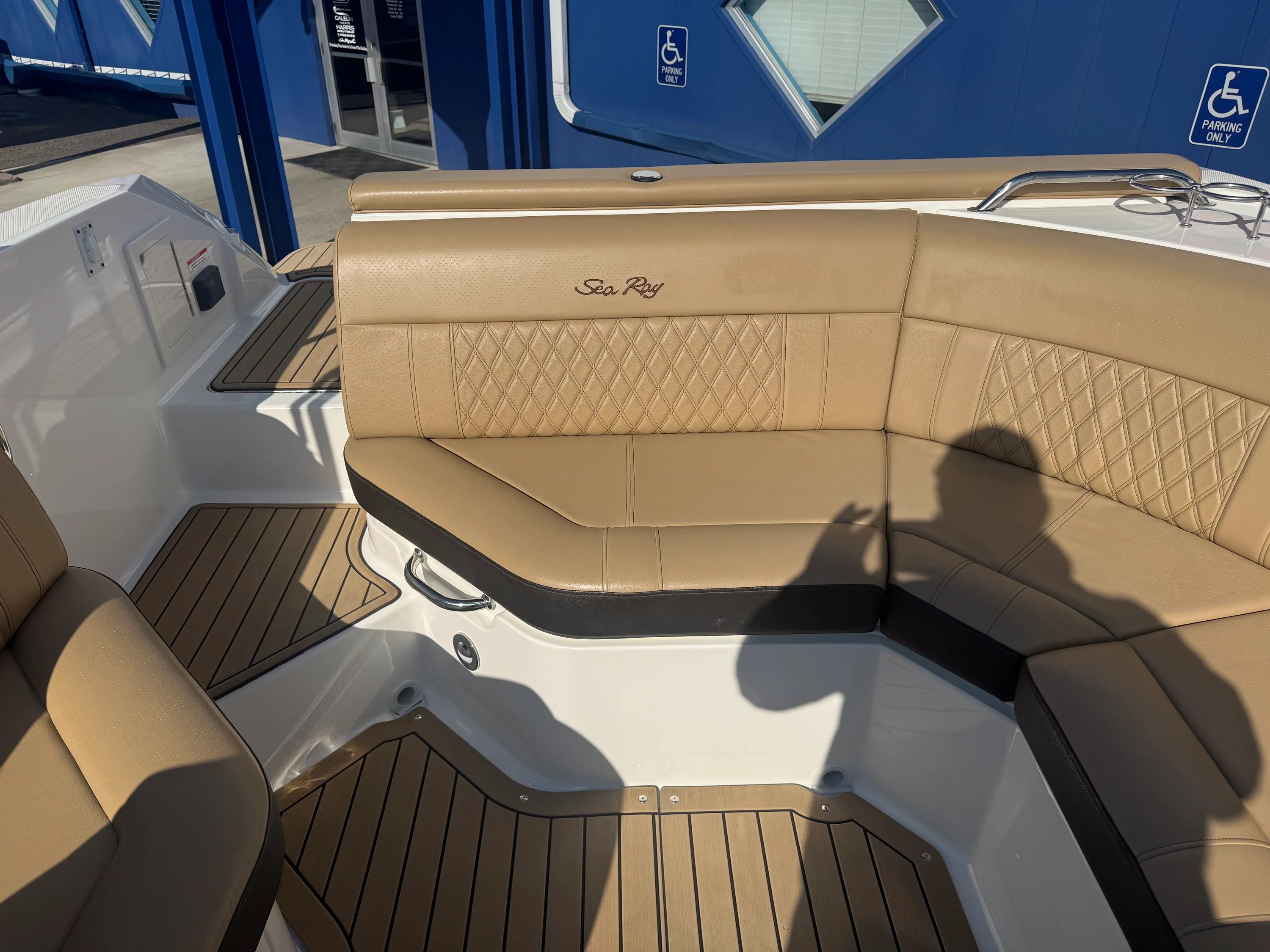 2020 Sea Ray 230 SLX Image Thumbnail #25