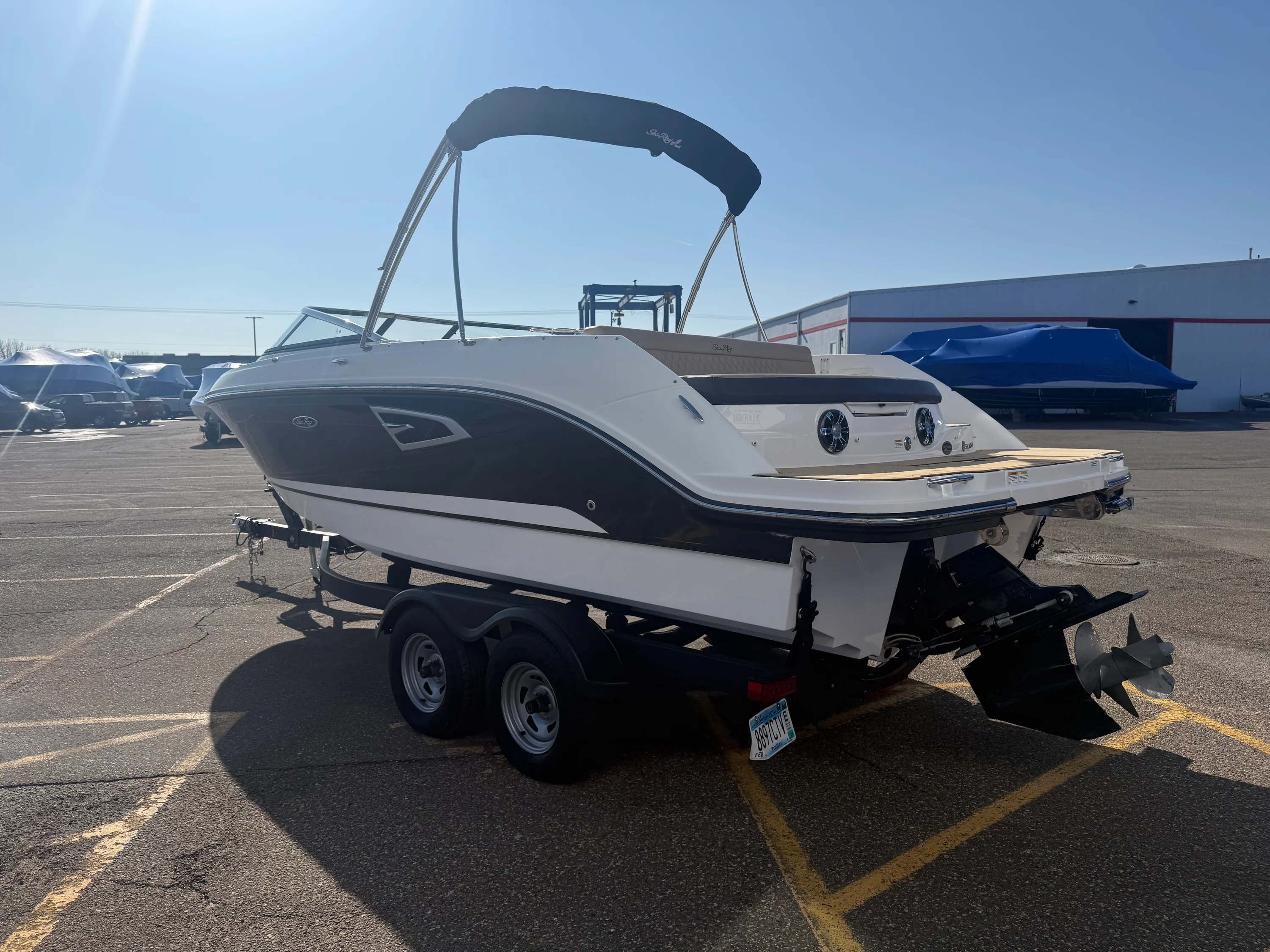 2020 Sea Ray 230 SLX Image Thumbnail #5