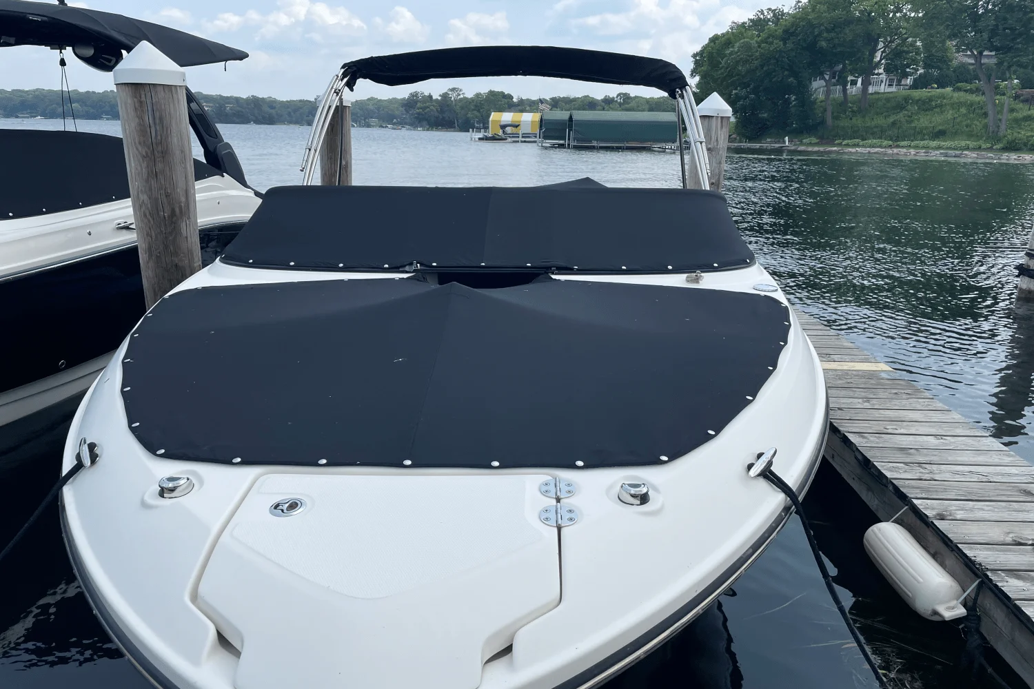 2020 Sea Ray 230 SLX Image Thumbnail #4