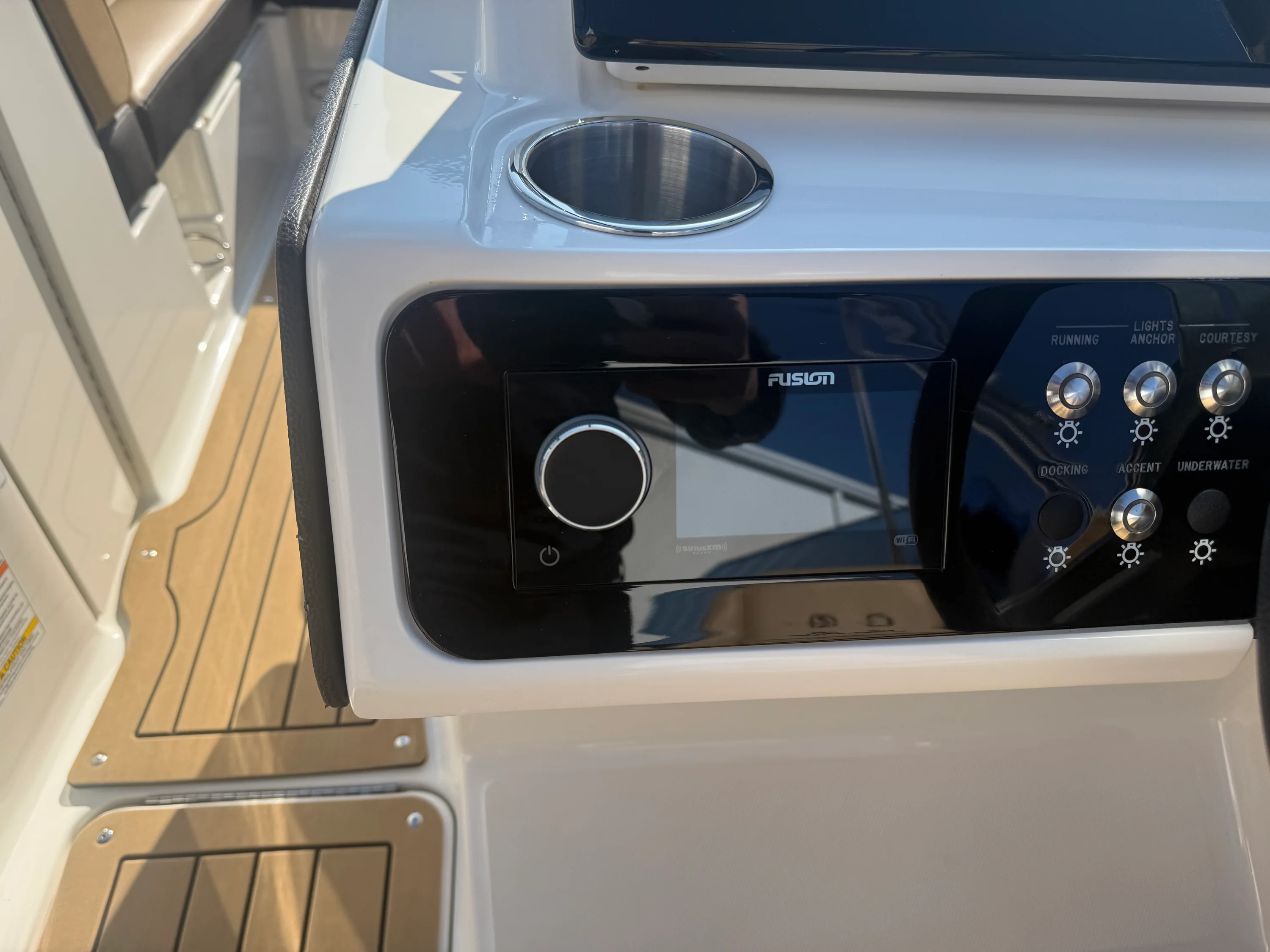 2020 Sea Ray 230 SLX Image Thumbnail #37