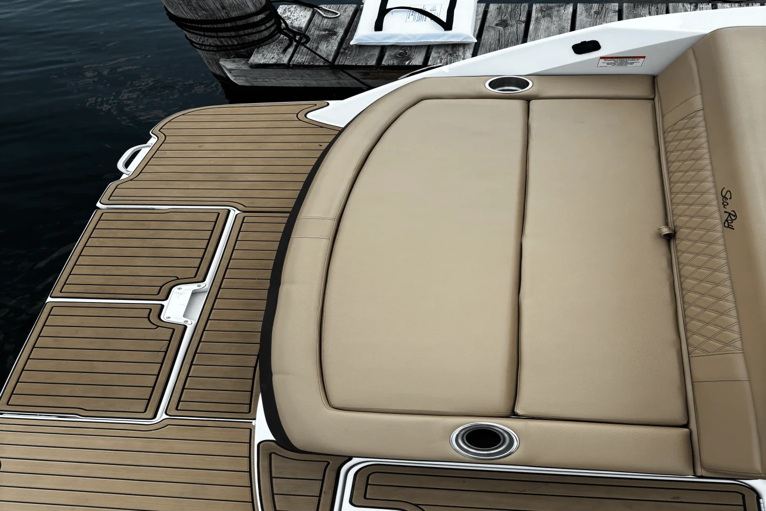 2020 Sea Ray 230 SLX Image Thumbnail #17
