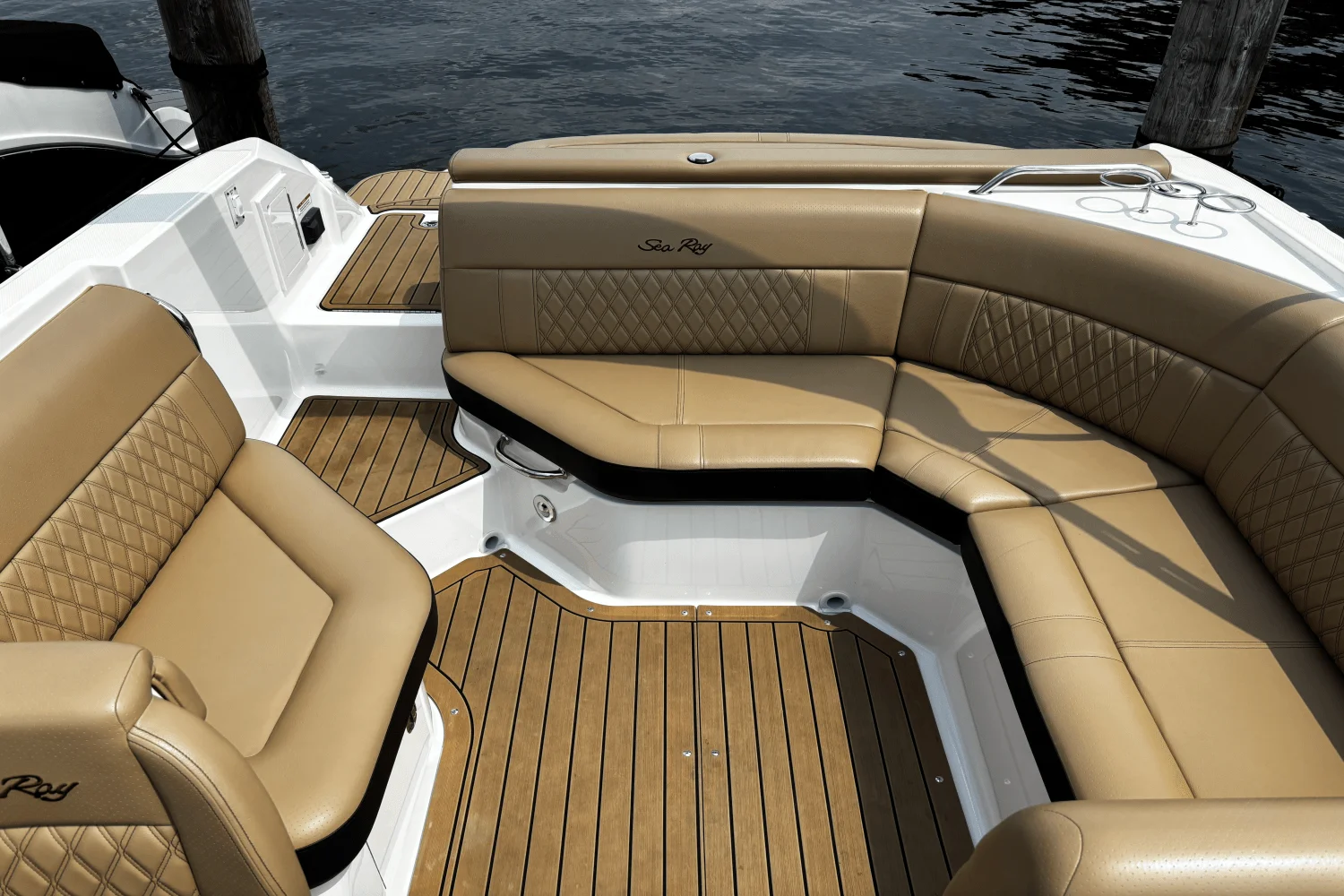 2020 Sea Ray 230 SLX Image Thumbnail #16