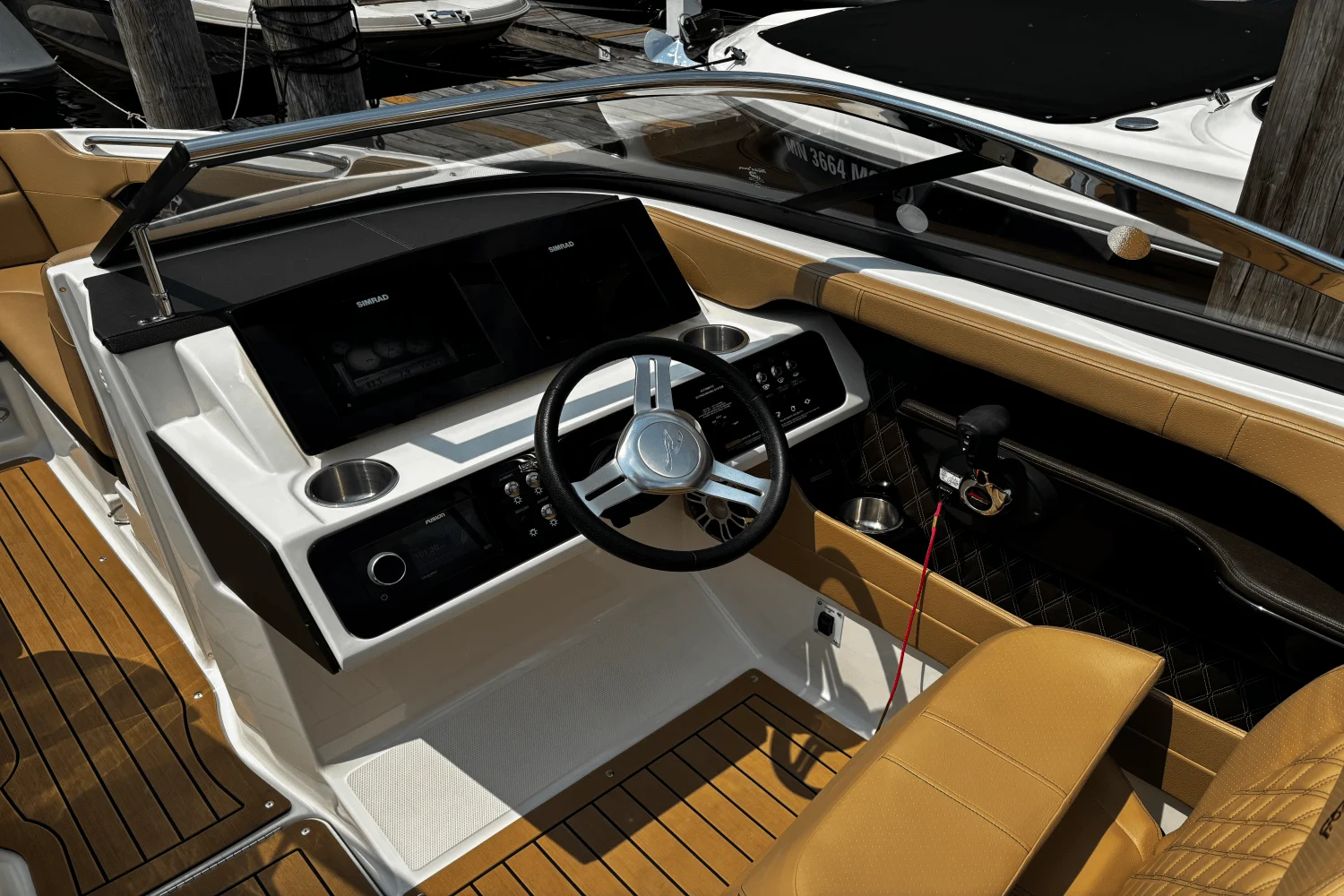 2020 Sea Ray 230 SLX Image Thumbnail #11