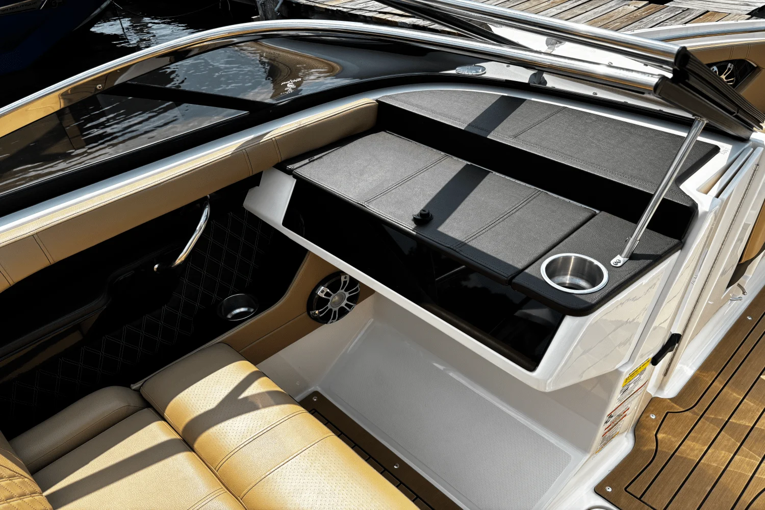 2020 Sea Ray 230 SLX Image Thumbnail #20