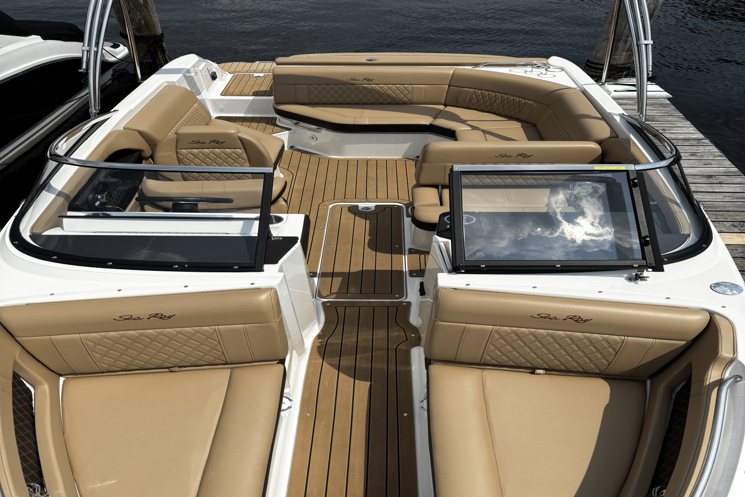 2020 Sea Ray 230 SLX Image Thumbnail #7