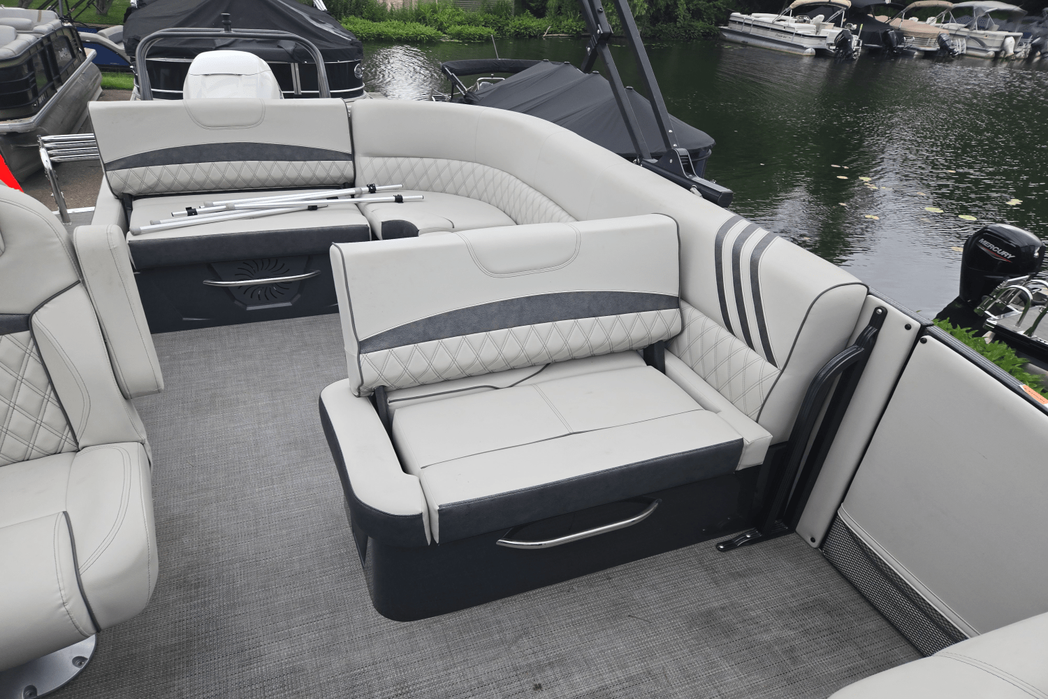 2018 Crest SAVANNAH 250 Image Thumbnail #2