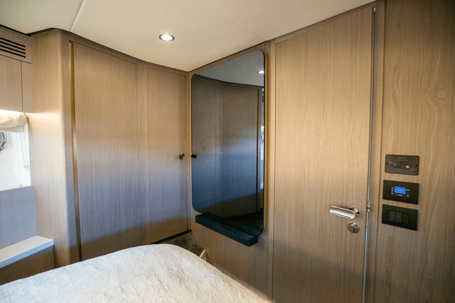 2023 Azimut
                                                             60 FLY Image Thumbnail #62