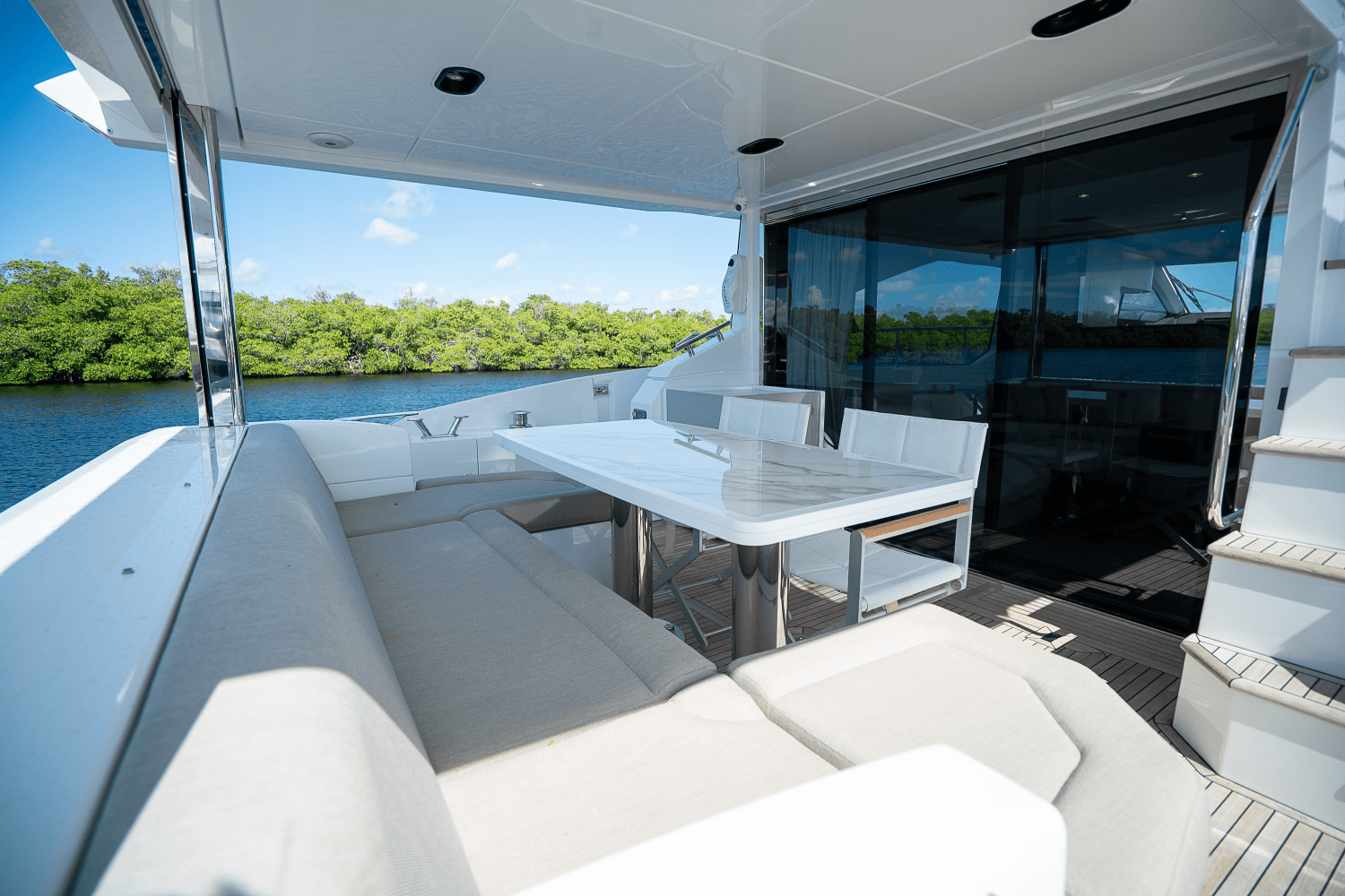 2023 Azimut
                                                             60 FLY Image Thumbnail #5