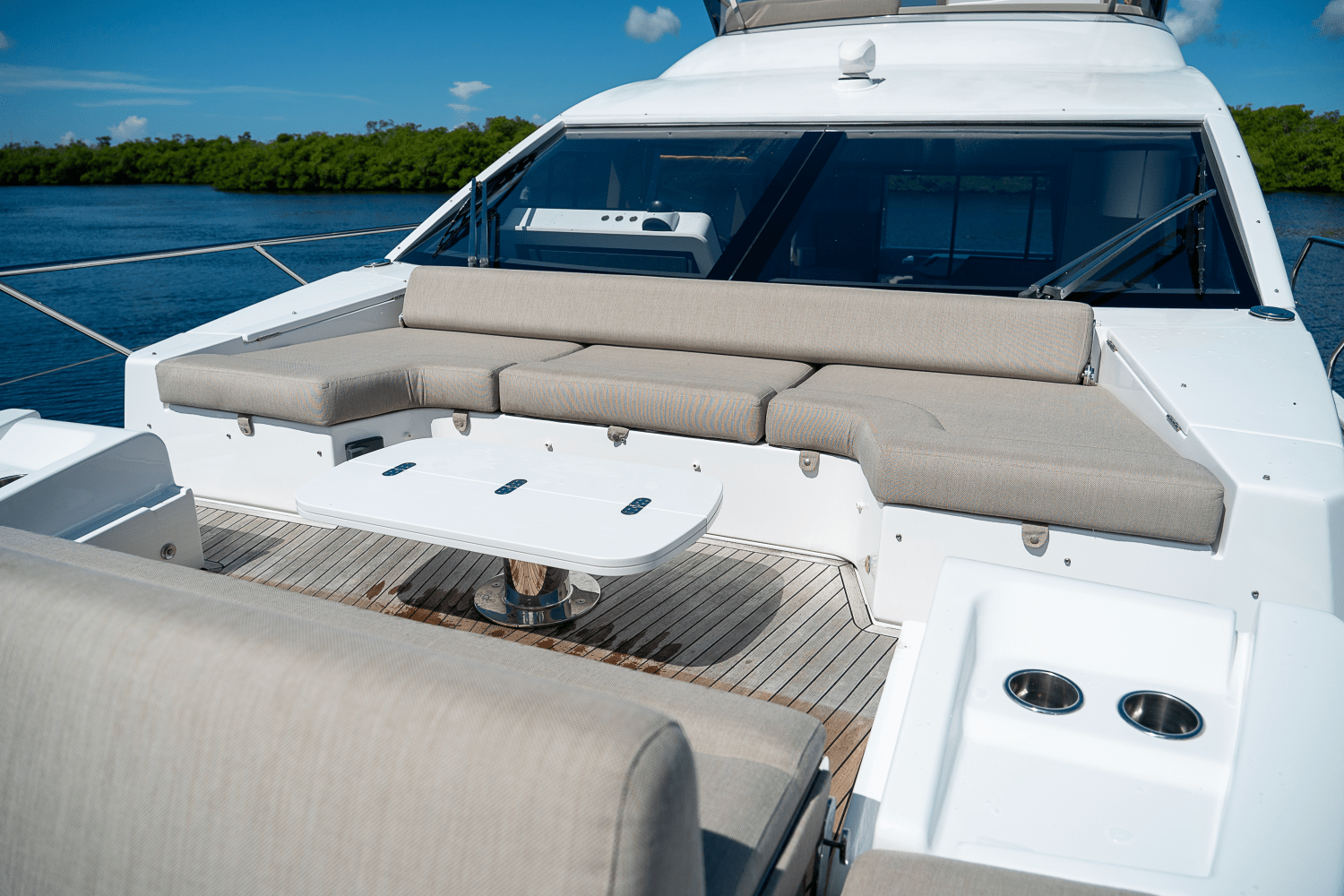 2023 Azimut
                                                             60 FLY Image Thumbnail #95