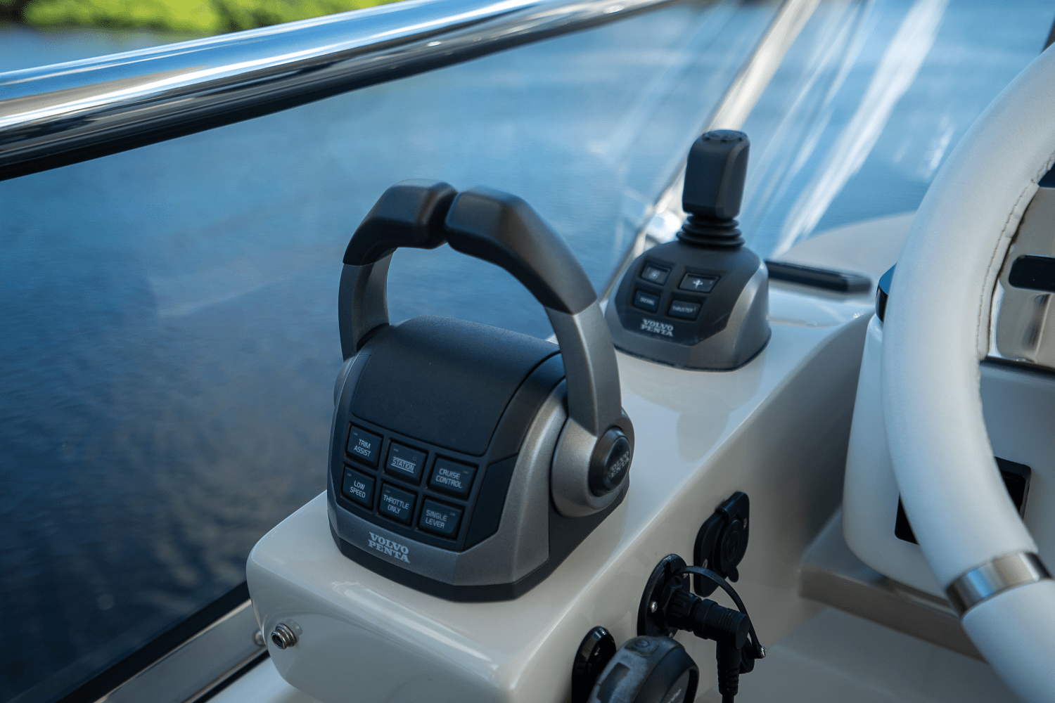 2023 Azimut
                                                             60 FLY Image Thumbnail #58