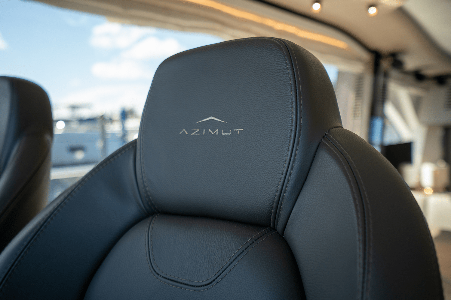 2023 Azimut
                                                             60 FLY Image Thumbnail #32