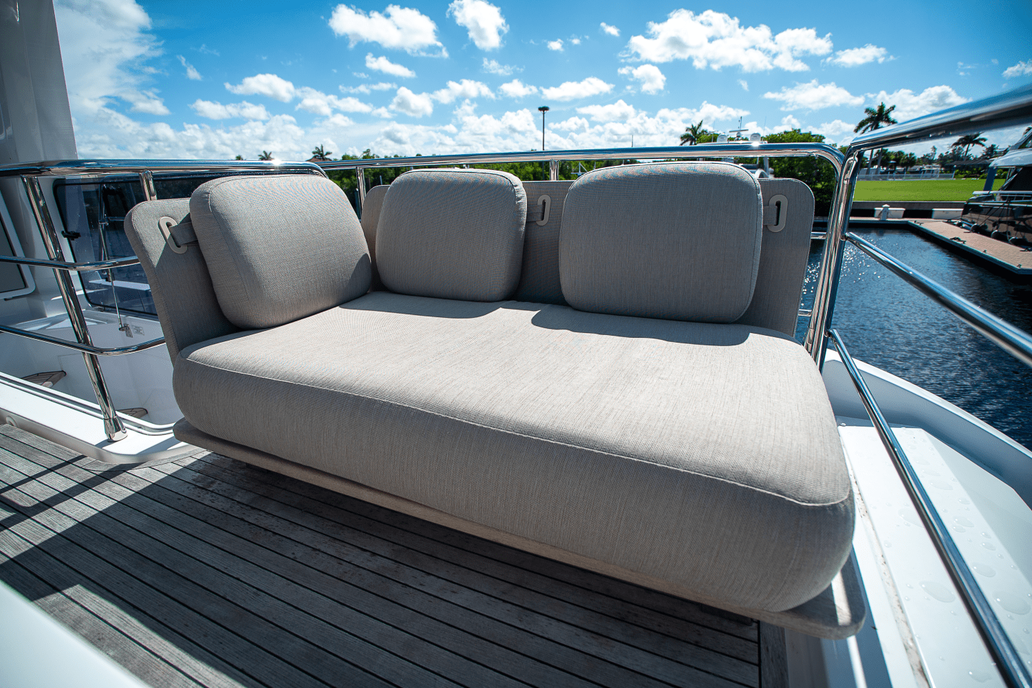 2023 Azimut
                                                             60 FLY Image Thumbnail #44